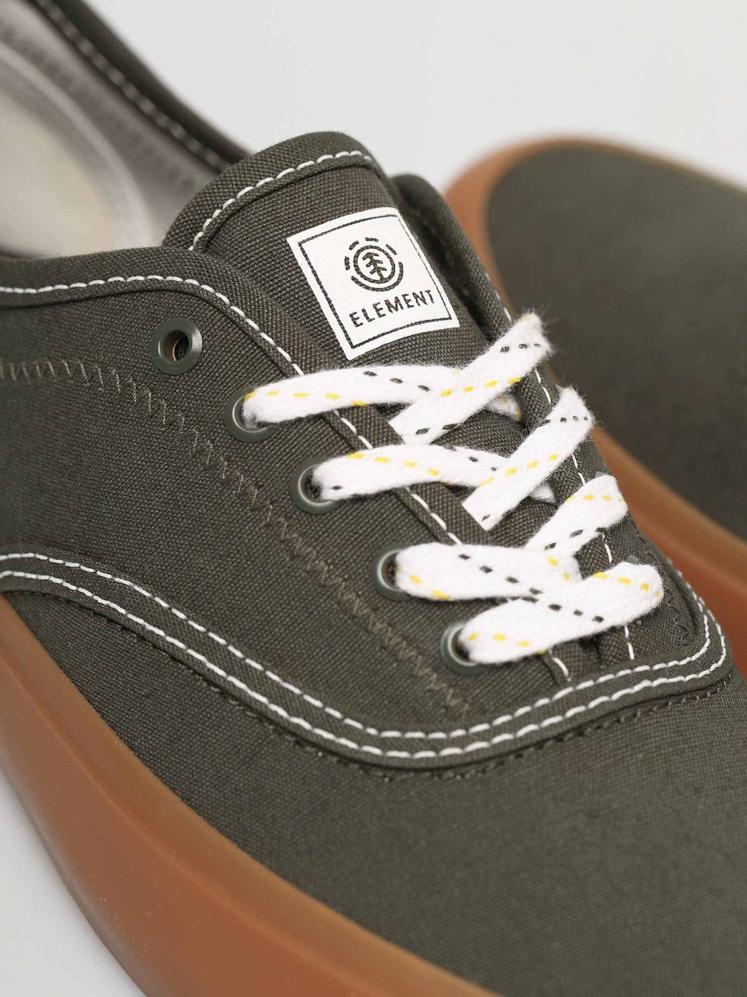 Element Passiph Cipők (army gum)