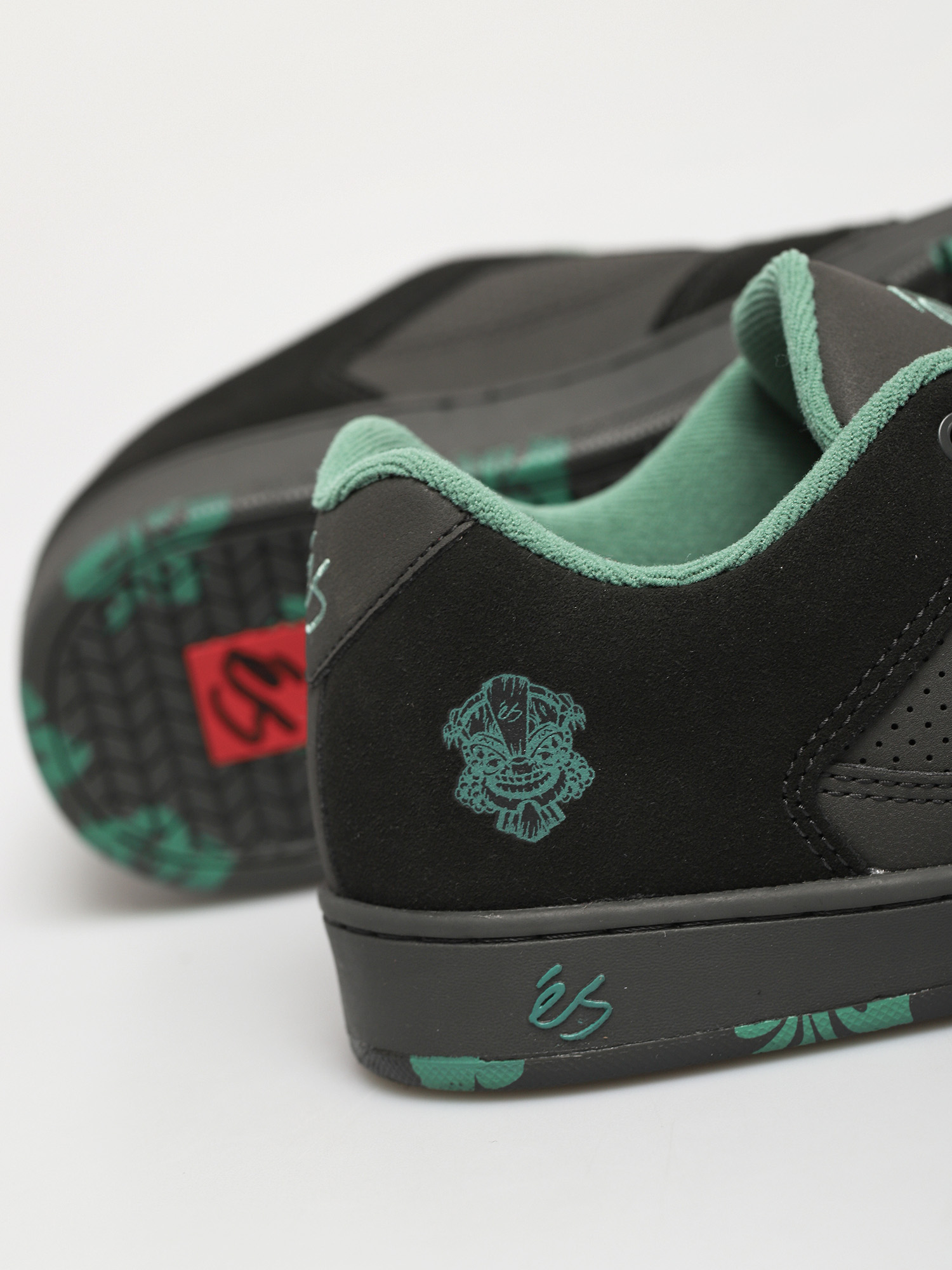 eS Accel Slim Cipők (black/green)