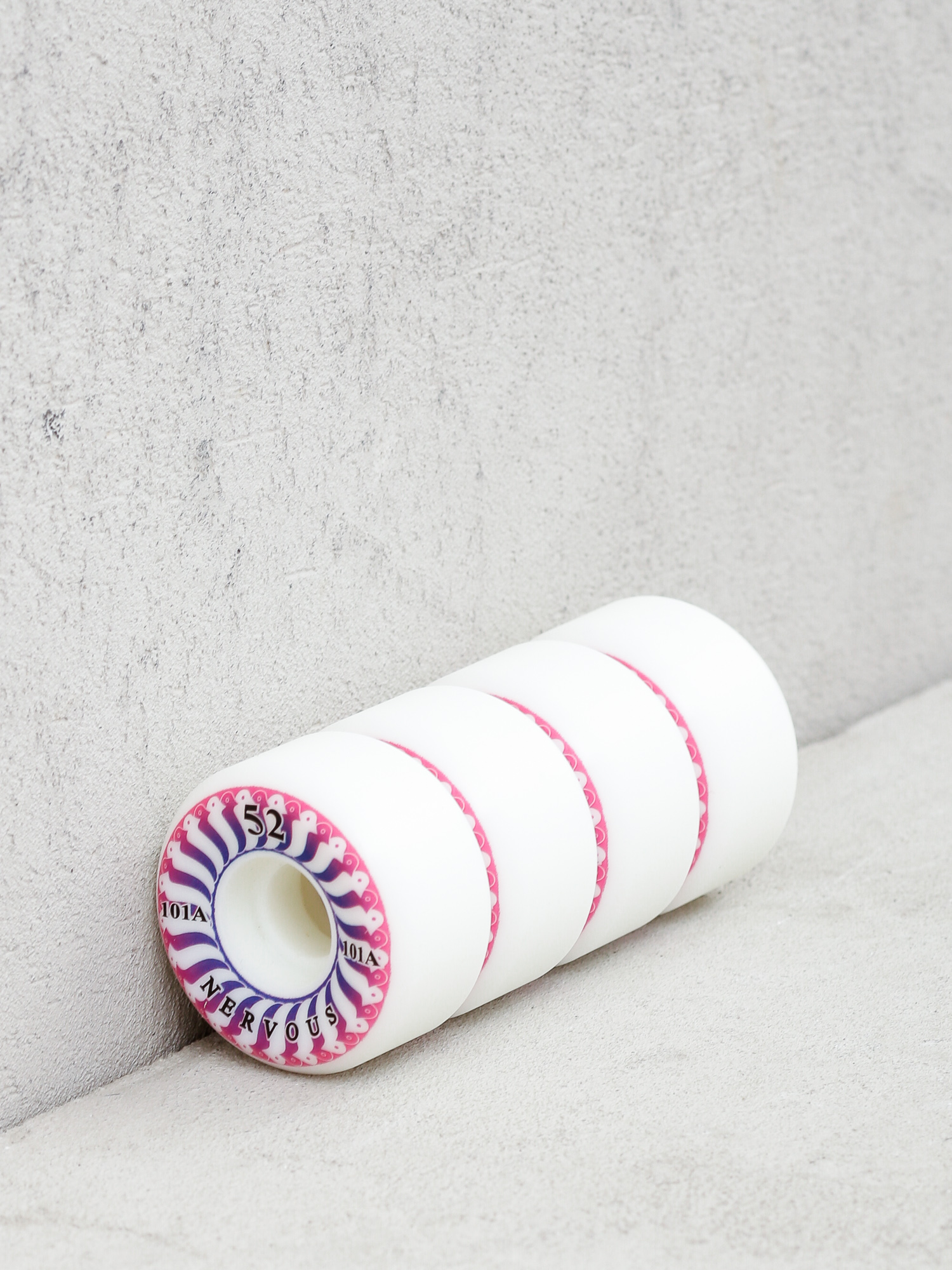 Nervous Swirl Conical Gördeszka kerék (blue)