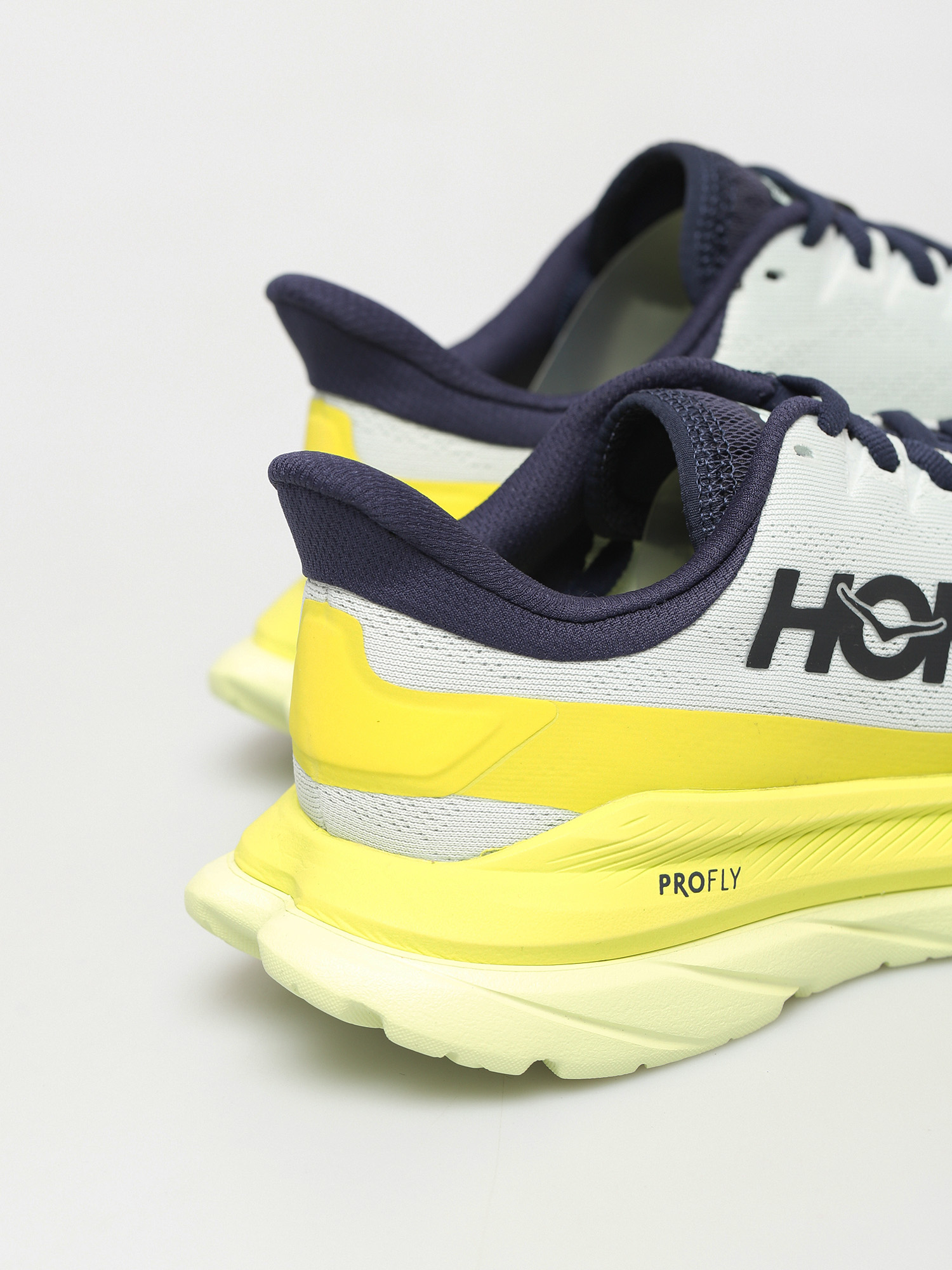 Hoka One One Mach 4 Cipők Wmn (blue flower/citrus)