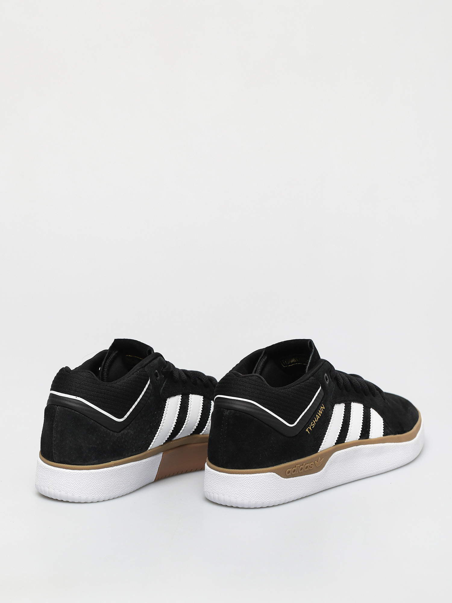 adidas Tyshawn Cipők (cblack/ftwwht/gum4)