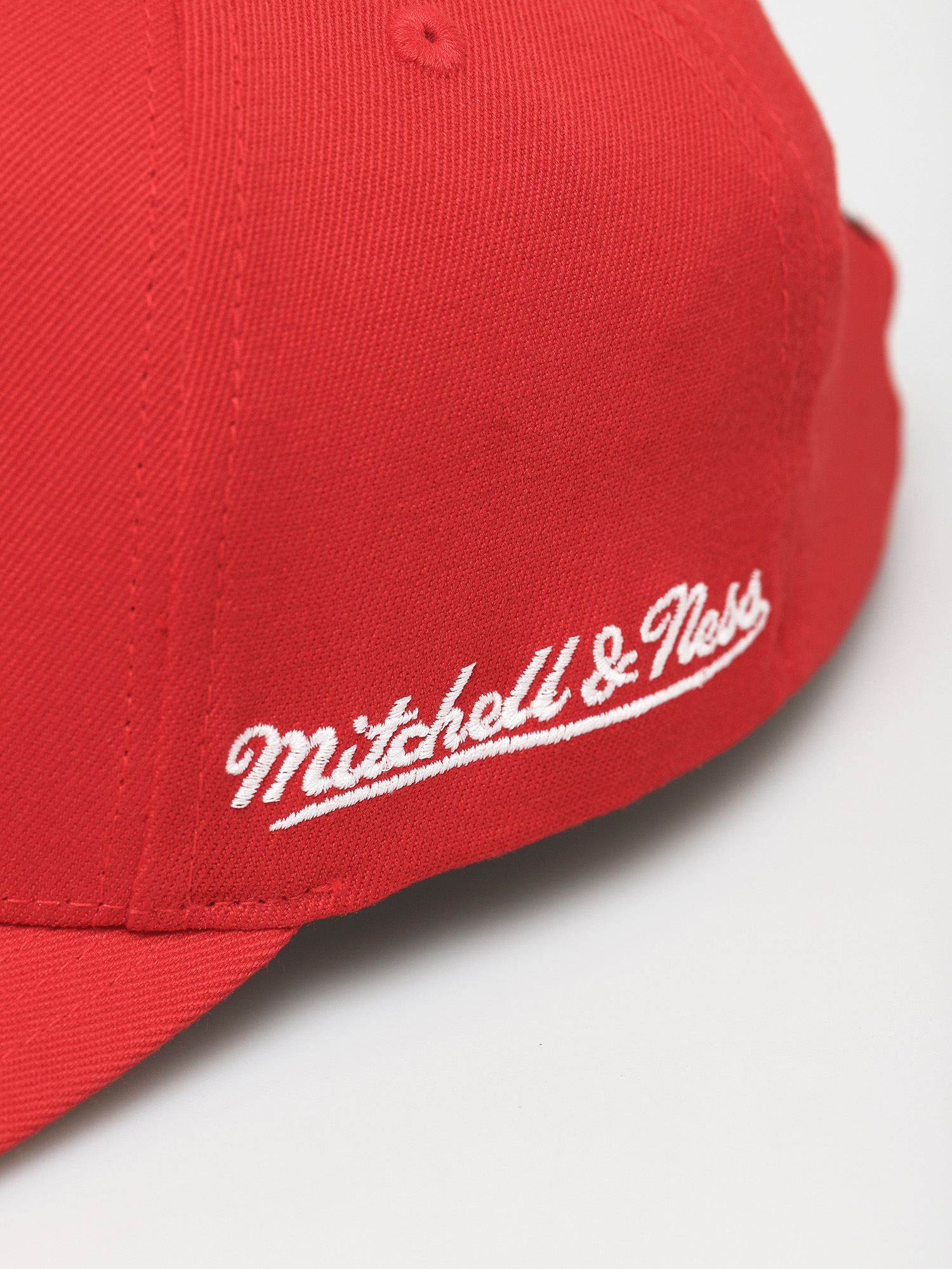 Mitchell & Ness Dropback Solid Redline ZD Baseball sapka (chicago bulls/red)
