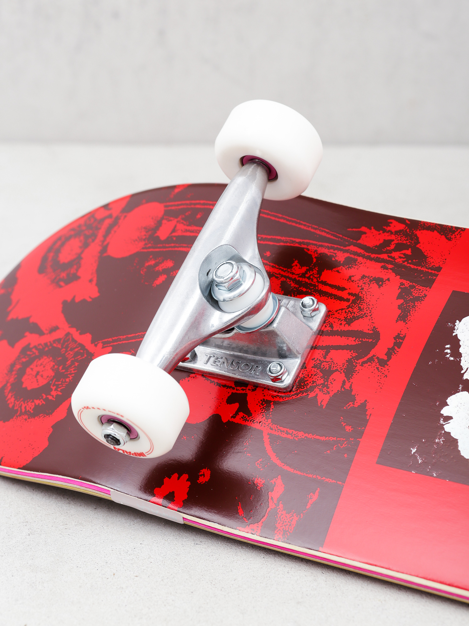 Impala Blossom Skateboard Komplett gördeszka (poppy)