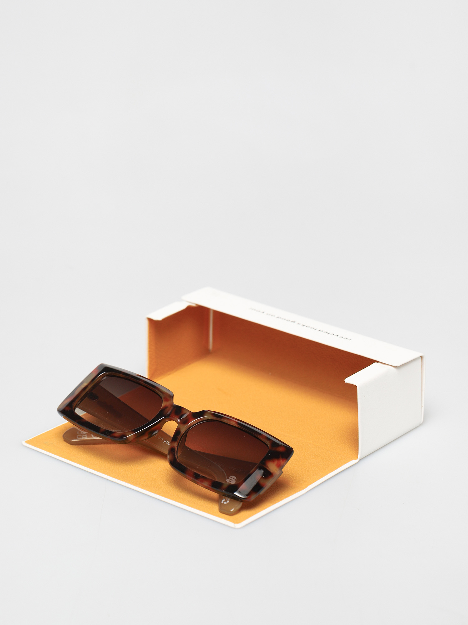 Szade Dart Napszemüvegek (pinta tort/ecru/hust brwn)