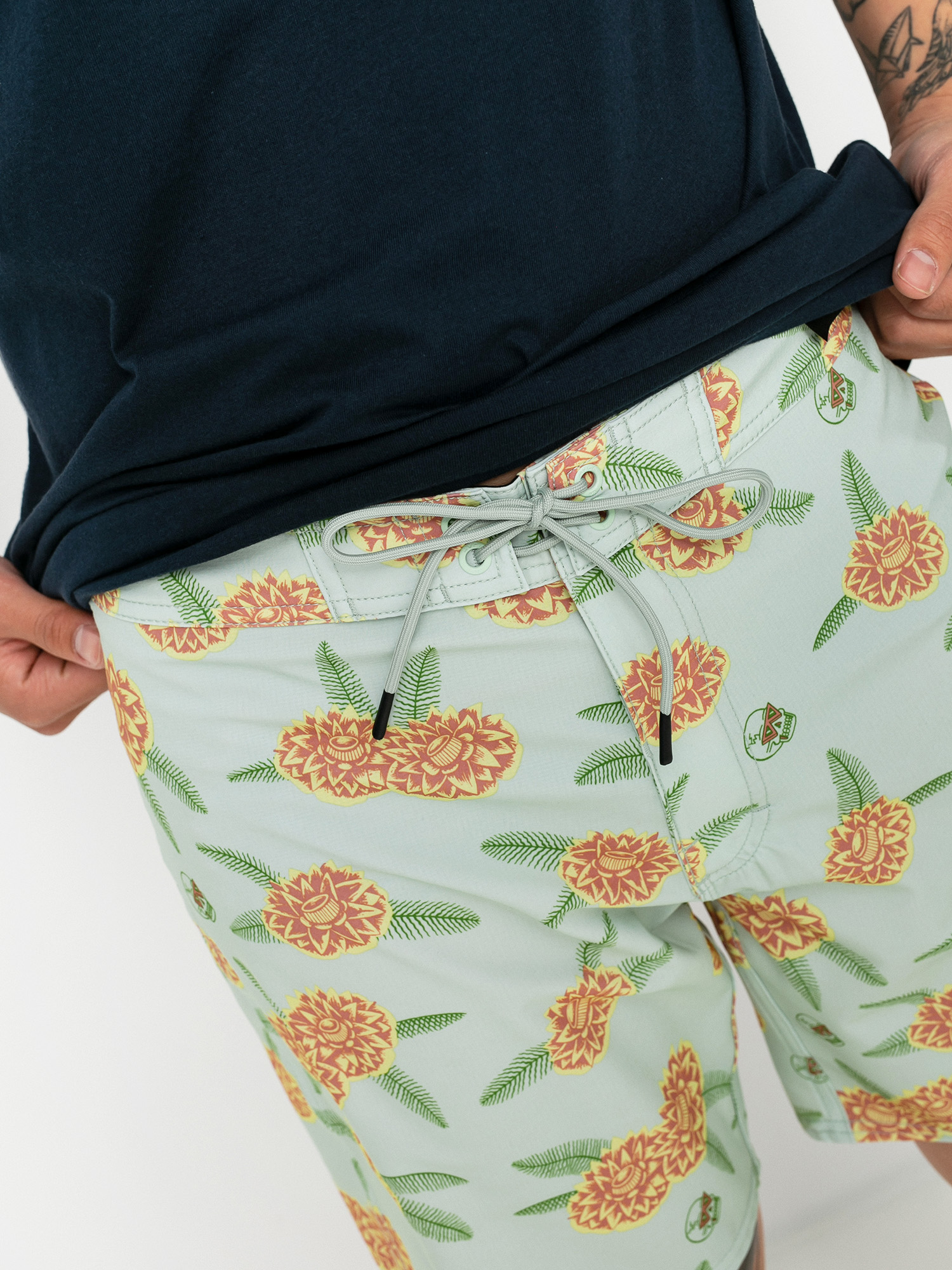 RVCA Luke P Floral Trunk Boardshort (green tea)