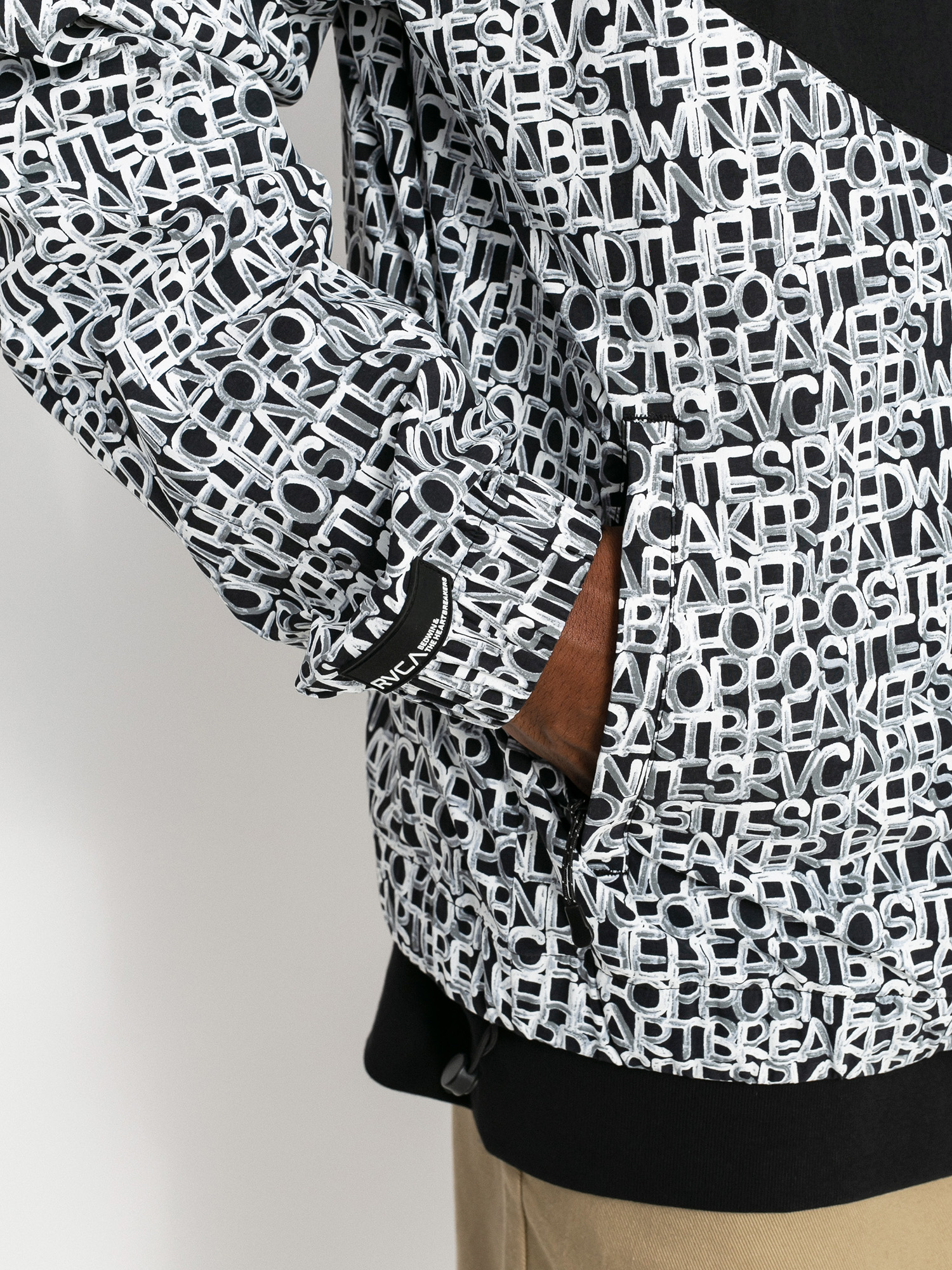 RVCA Bedwin Ipfu Track Dzseki (black print)