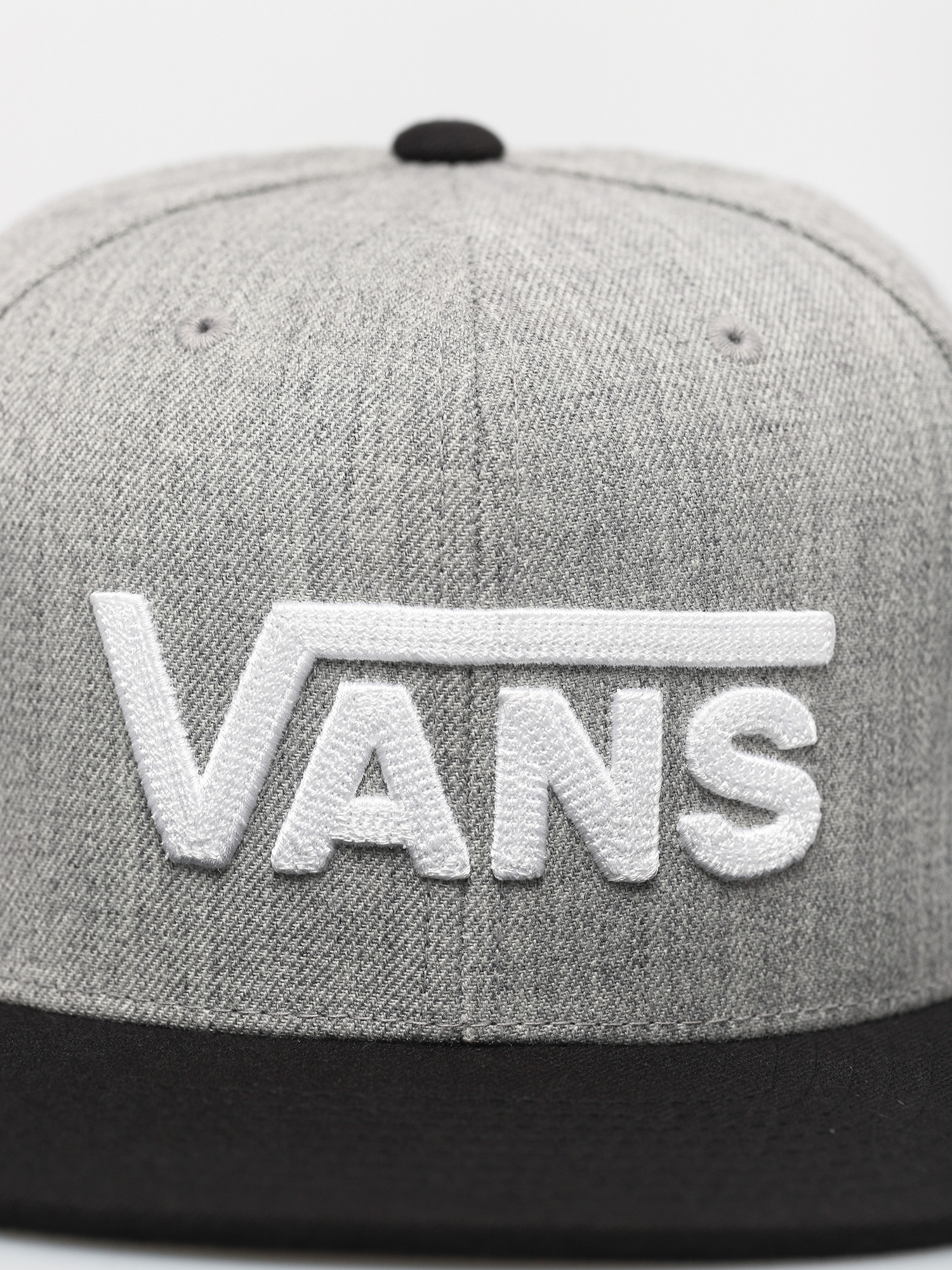 vans snapback black