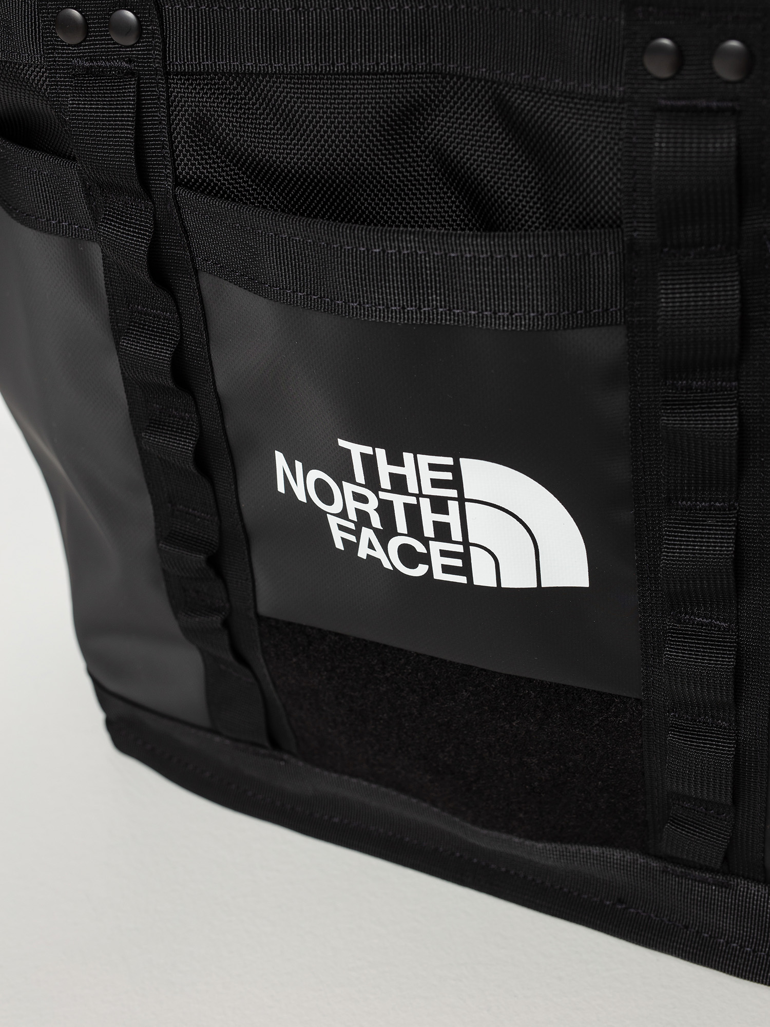 The North Face Explore Utility Tote Kézitáska (tnf black/tnf white)