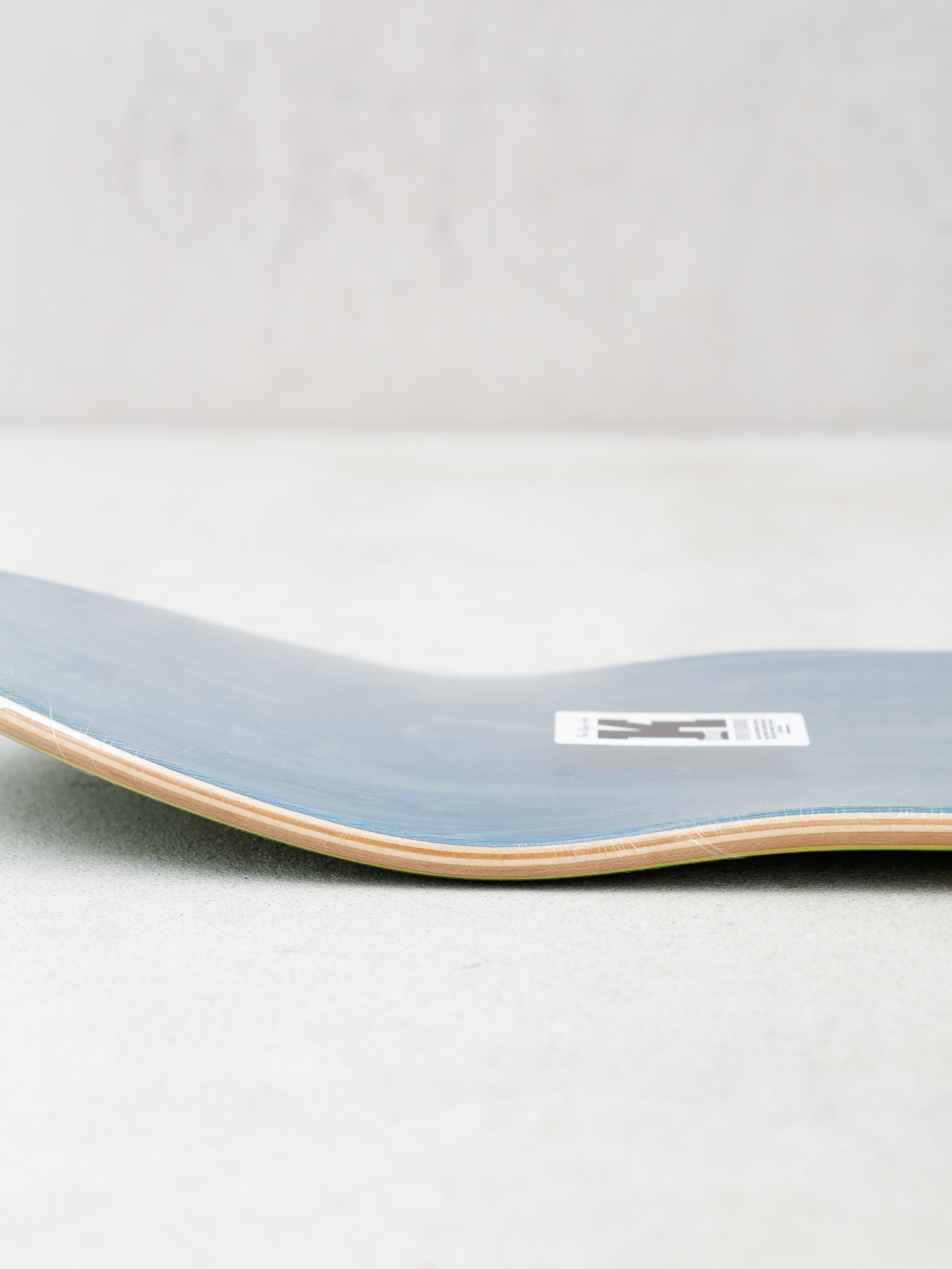 DGK Cornerstore Gördeszka lap (boo johnson)