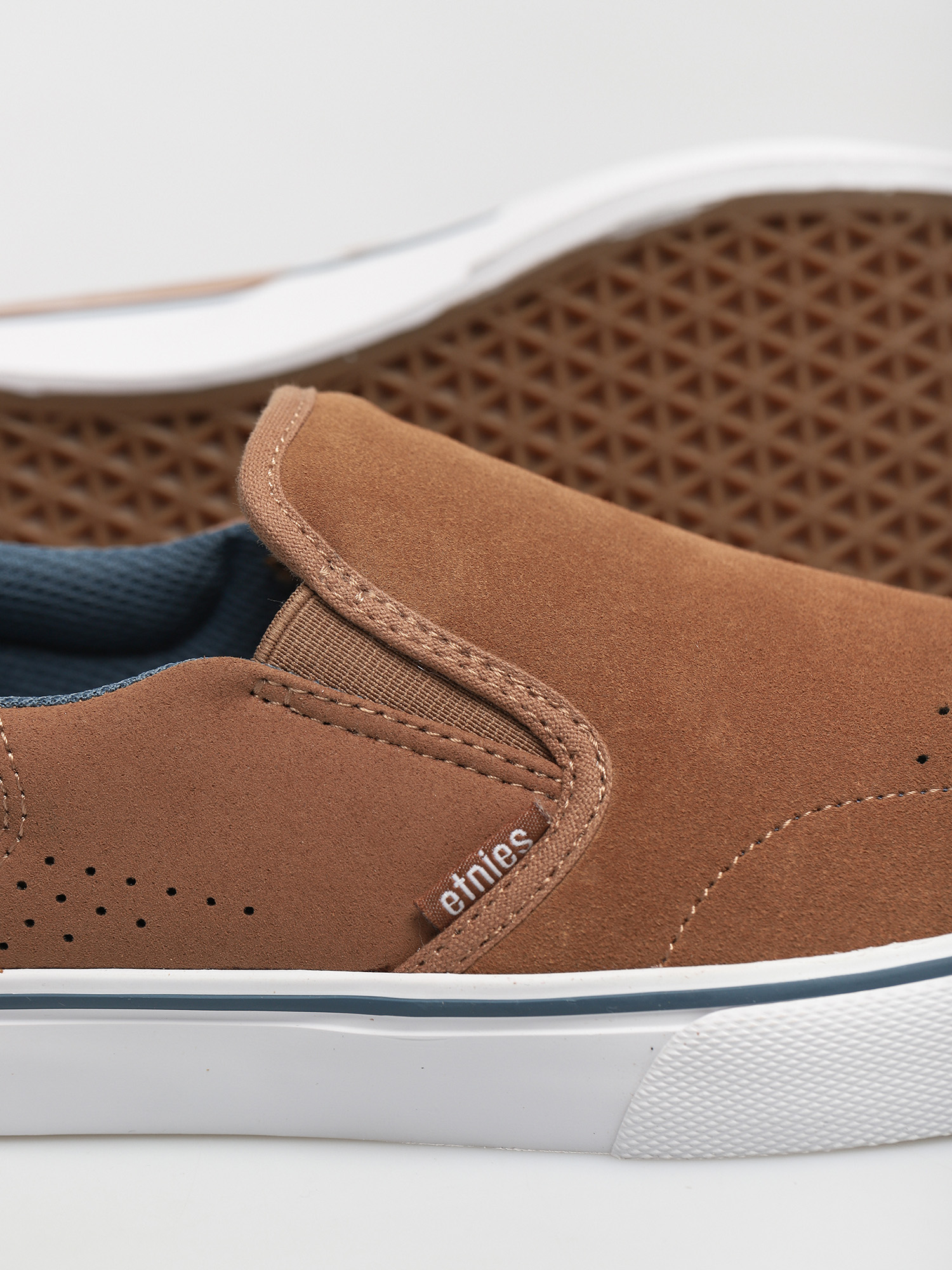 Etnies Marana Slip Cipők (brown)