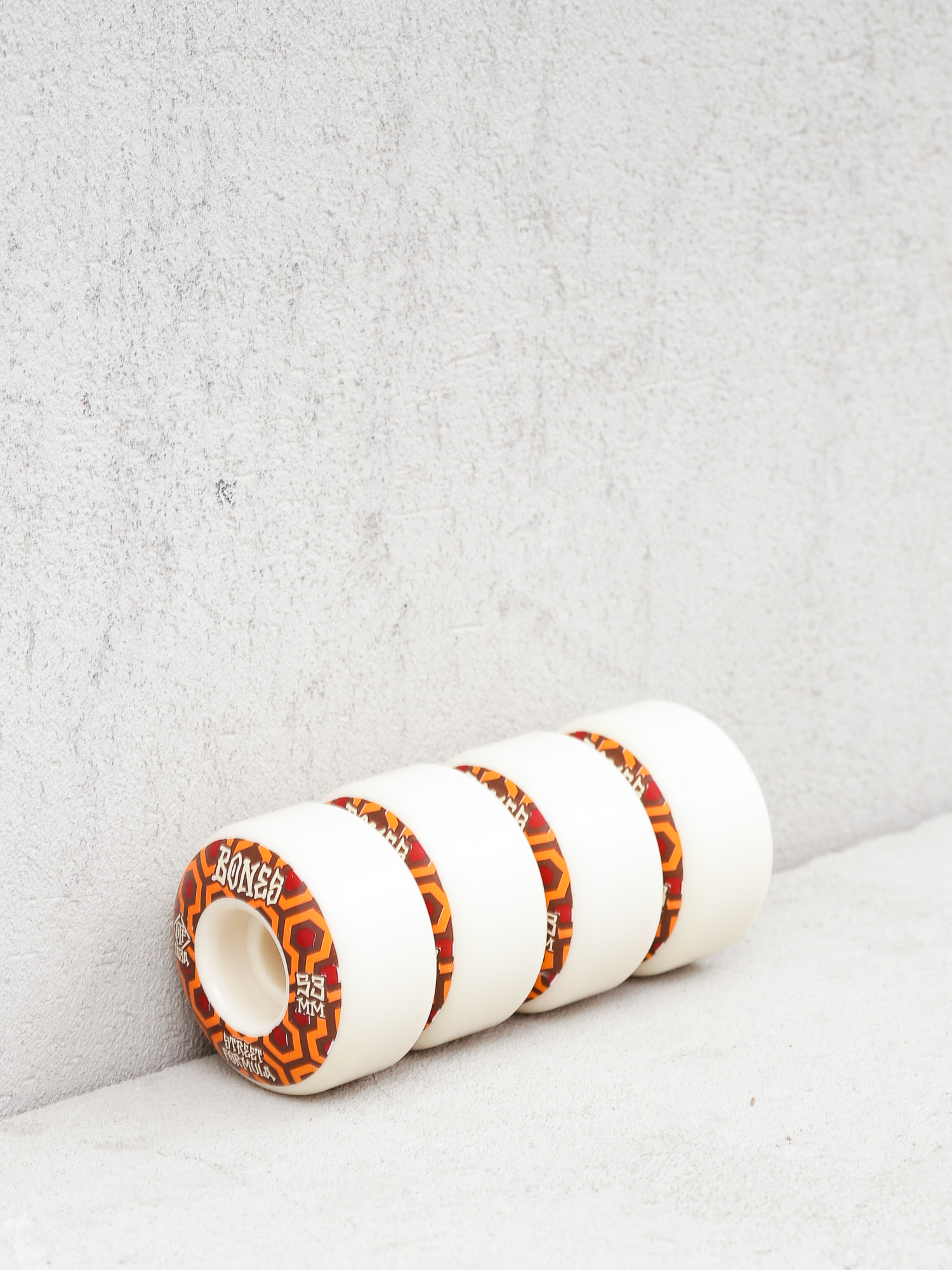 Bones Retros STF V1 Standard 103A Gördeszka kerék (white)