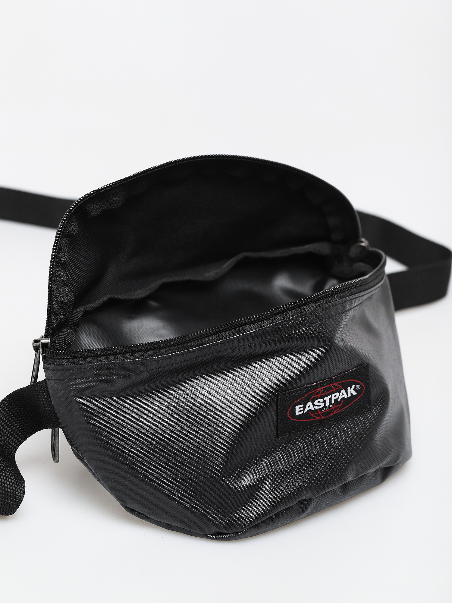 Eastpak Springer Övtáska (shine black)