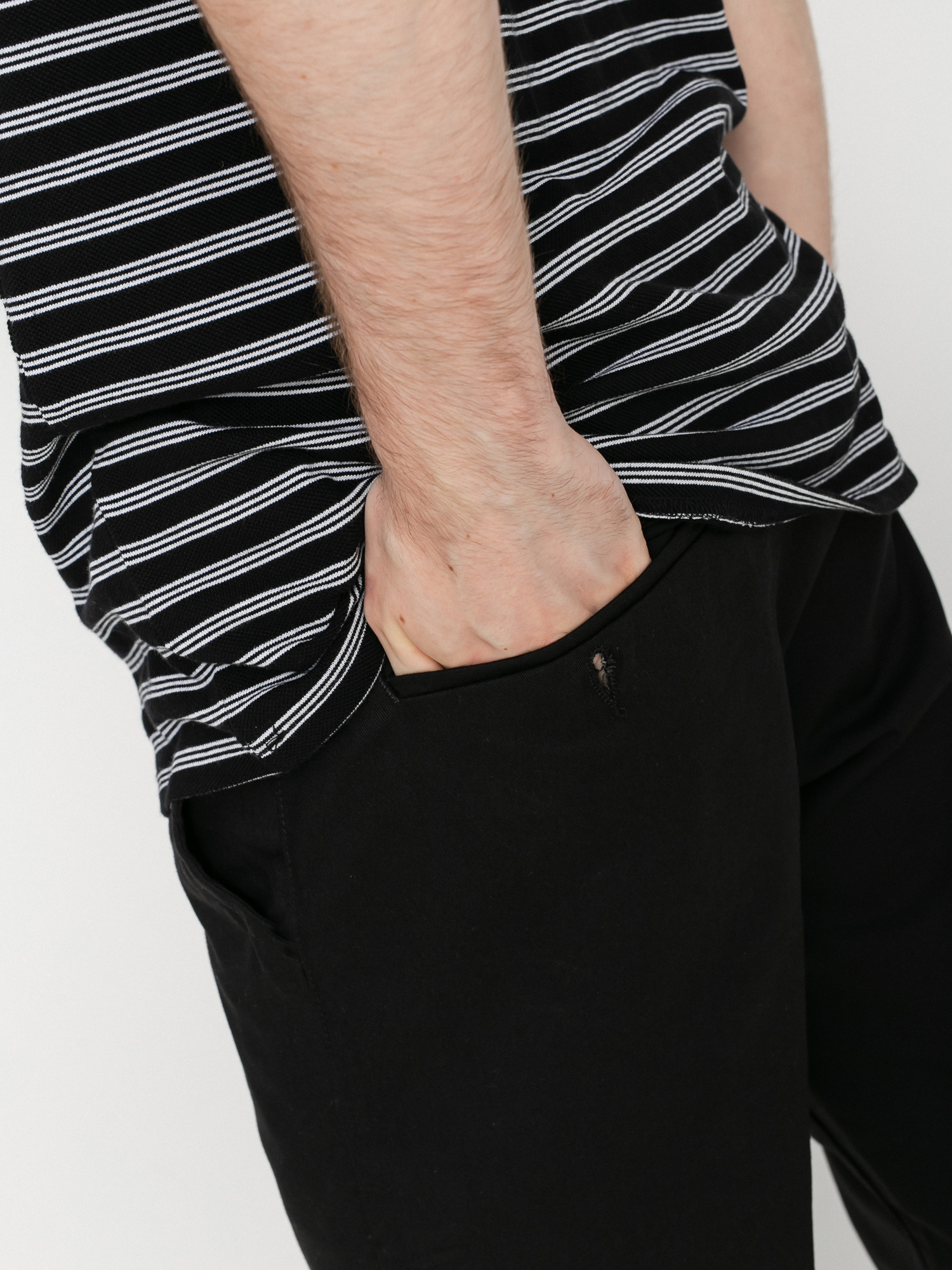 Vans Authentic Chino Relaxed Kisnadrág (black)