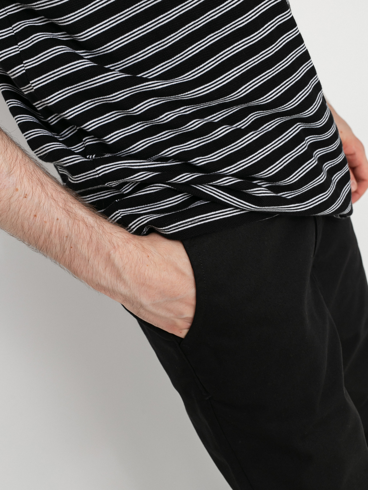 Vans Authentic Chino Relaxed Kisnadrág (black)