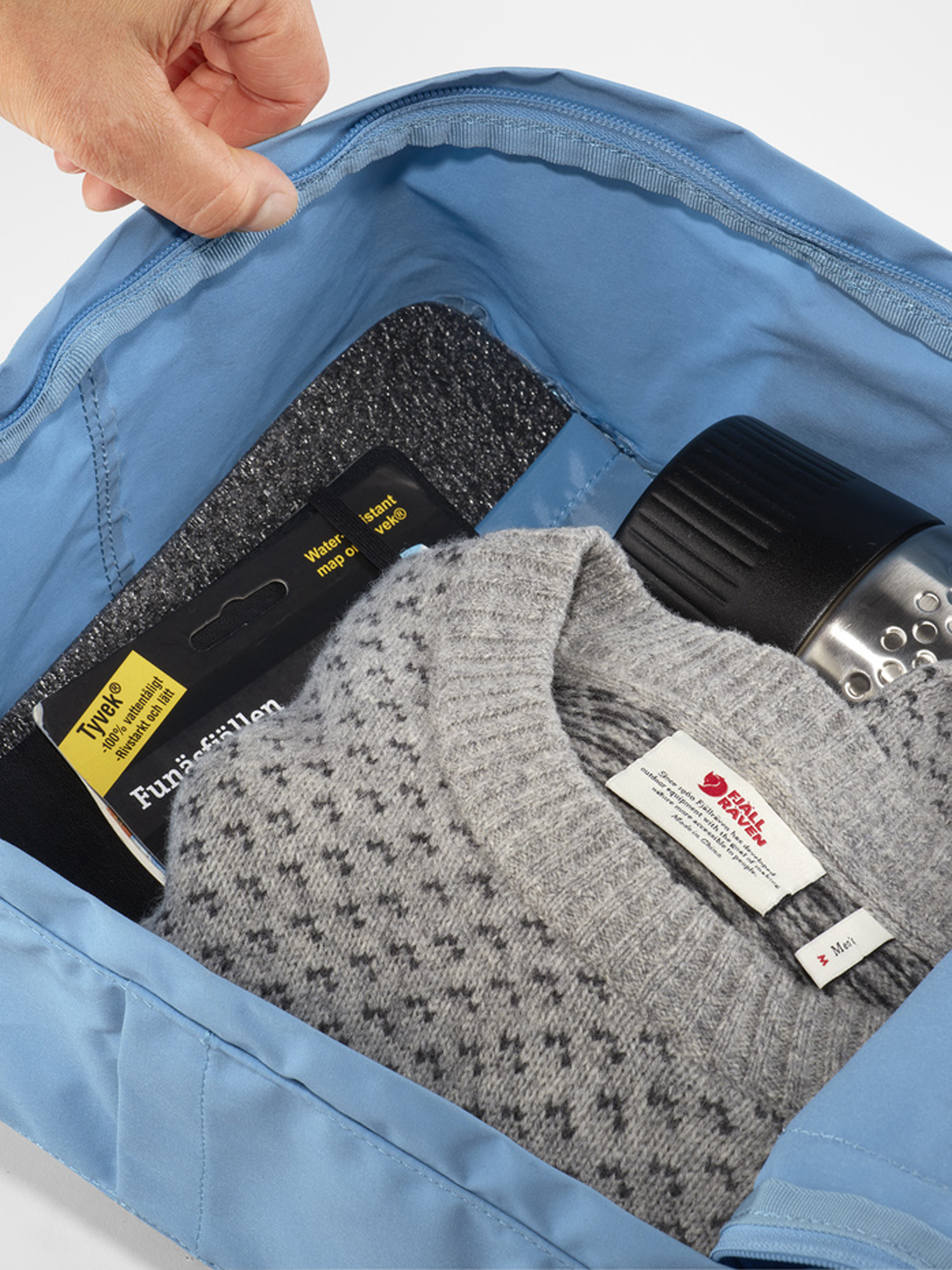 Fjallraven Kanken Rainbow Hátizsák (air blue/rainbow pattern)