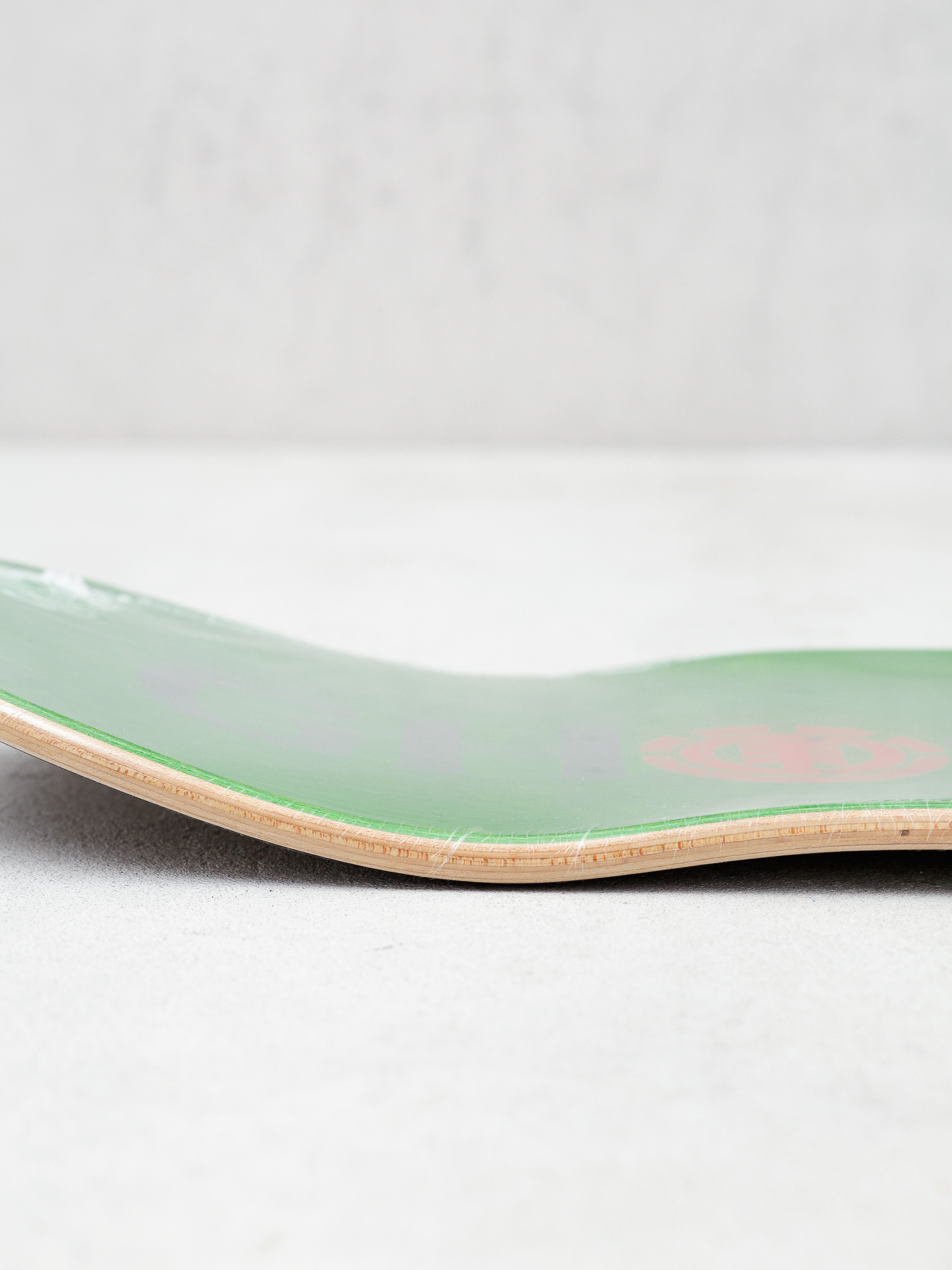 Element Gostbusters Lo Gördeszka lap (assorted)