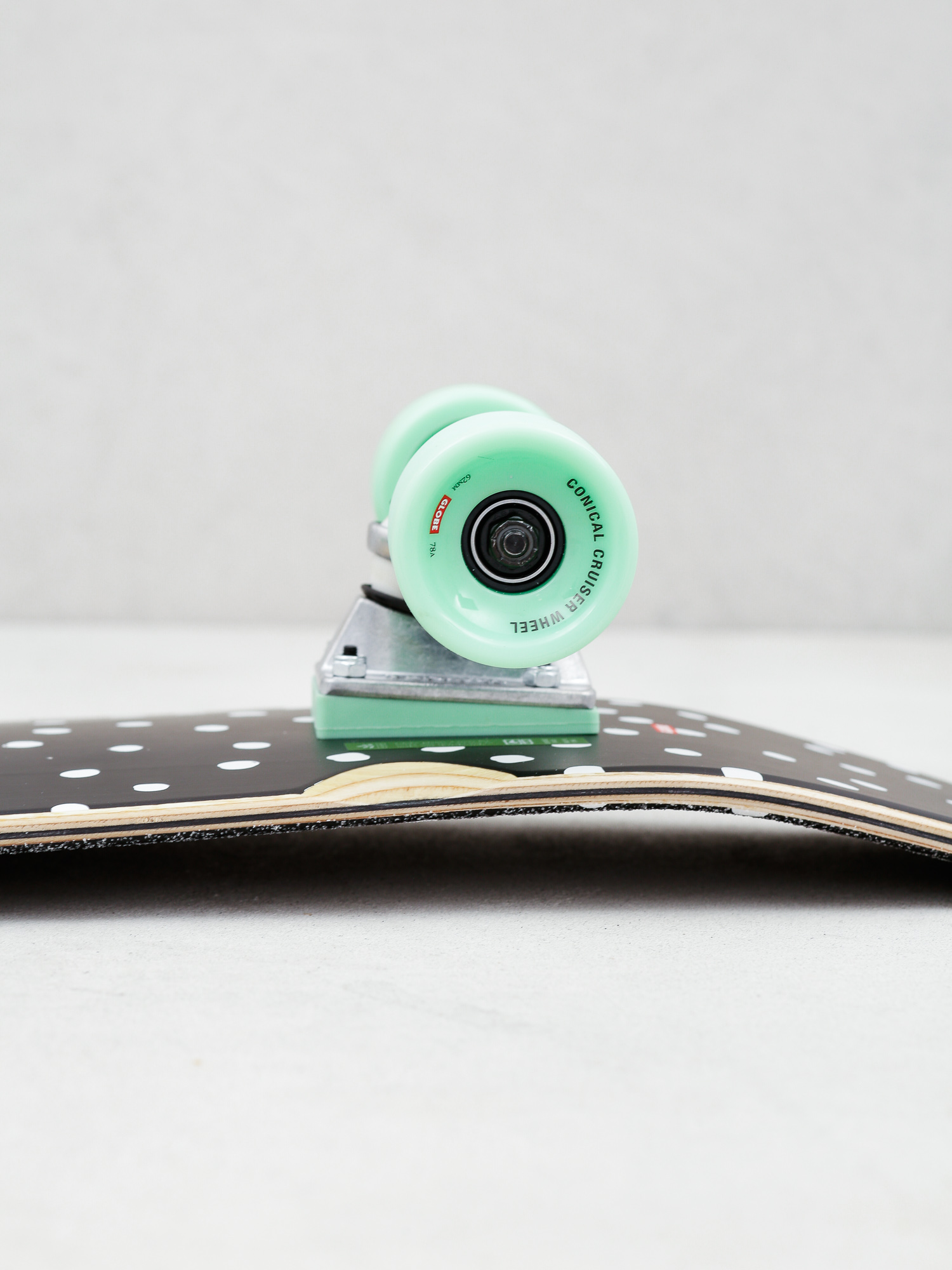 Globe Big Blazer Cruiser (bamboo/dotted)