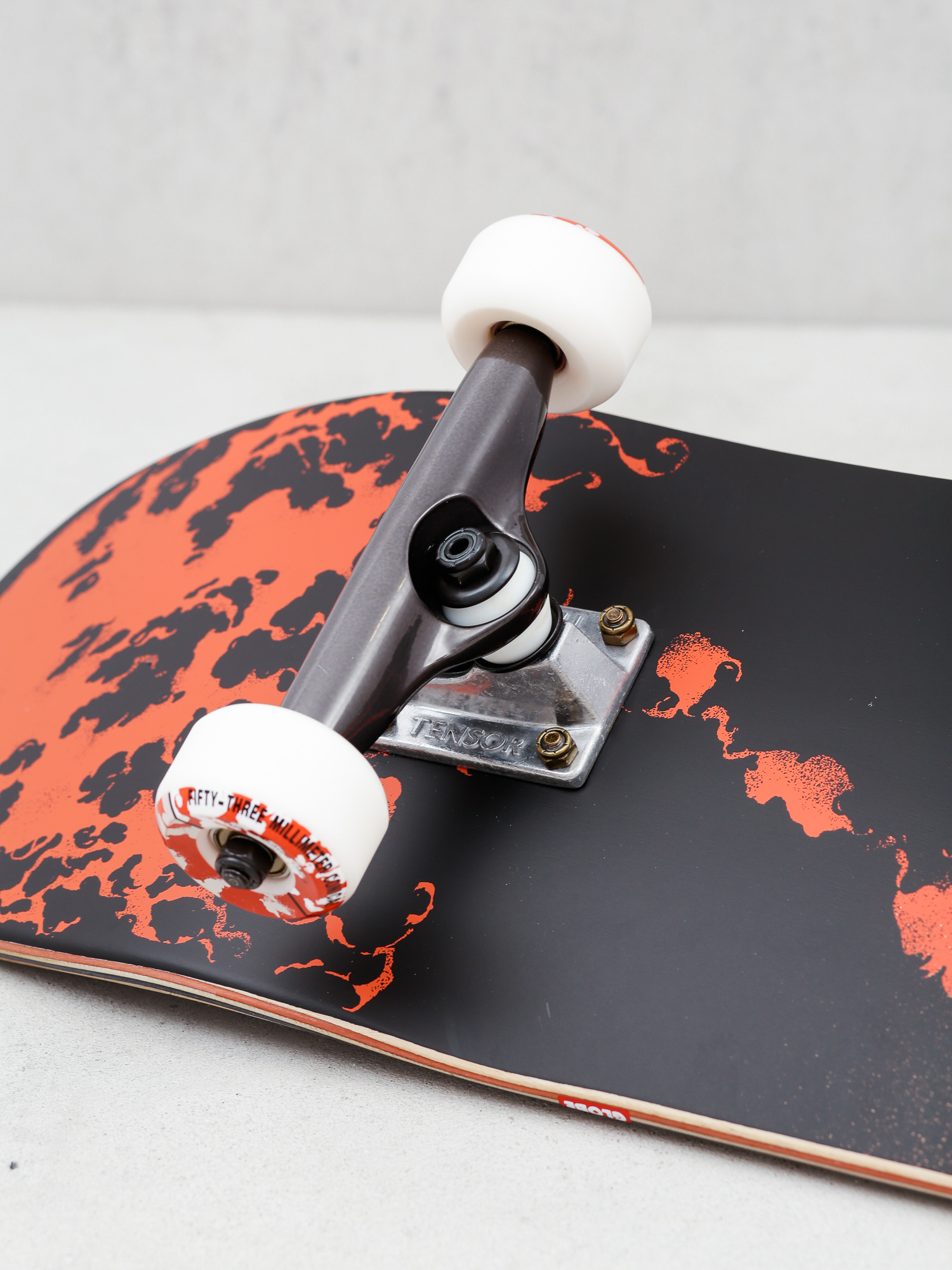 Globe Komplett gördeszka G2 On The Brink (dumpster fire)