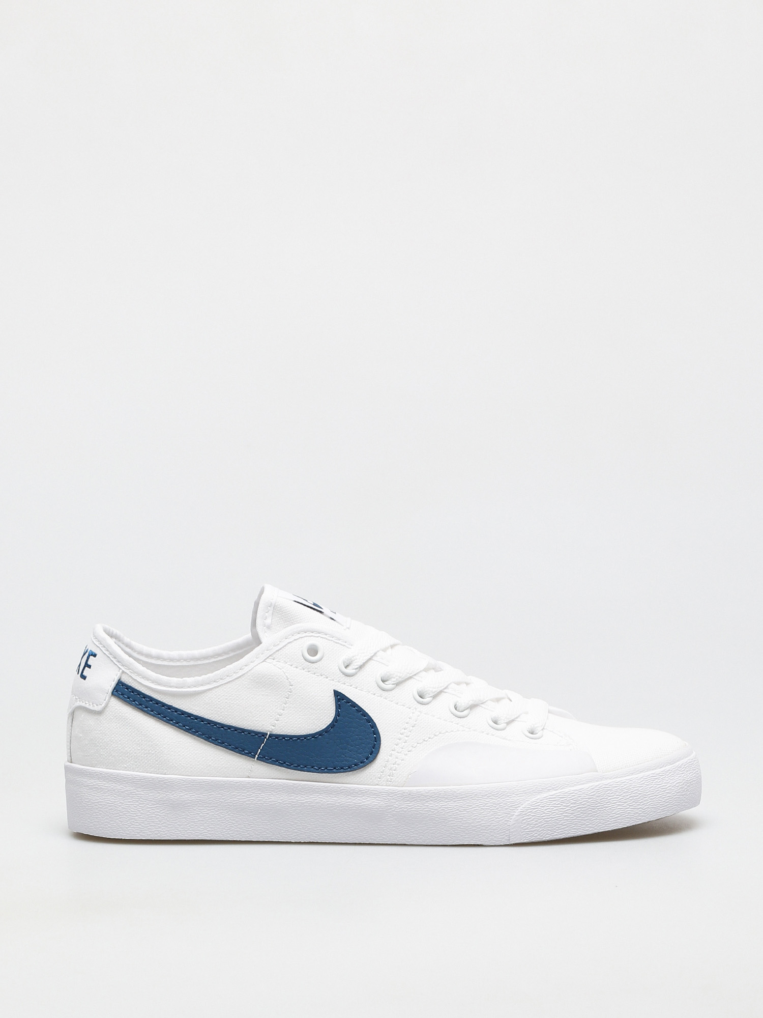 blazer zoom sb