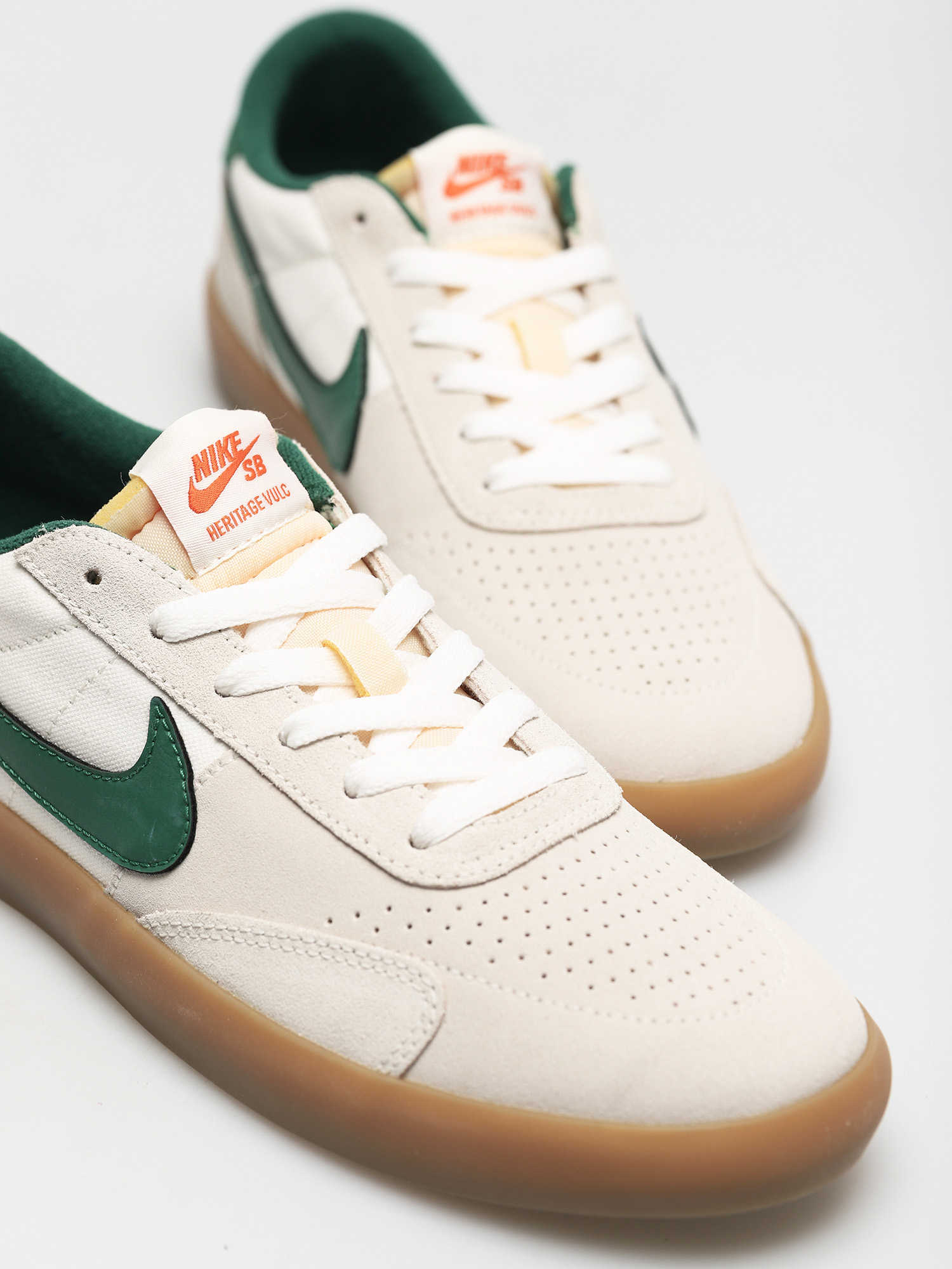 Nike SB Heritage Vulc Cipők (sail/gorge green sail safety orange)