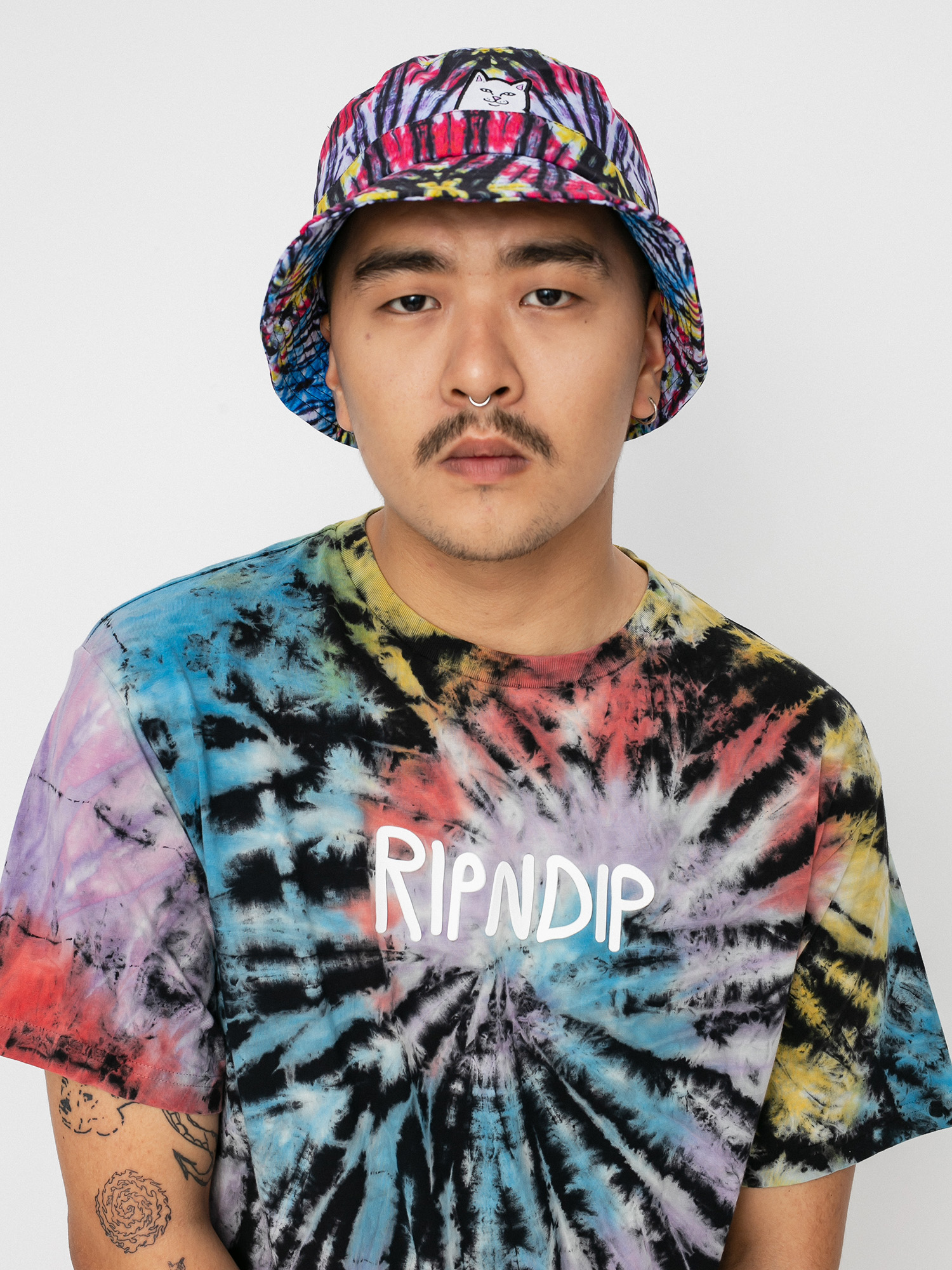 RipNDip Rubber Logo póló (multi dye)
