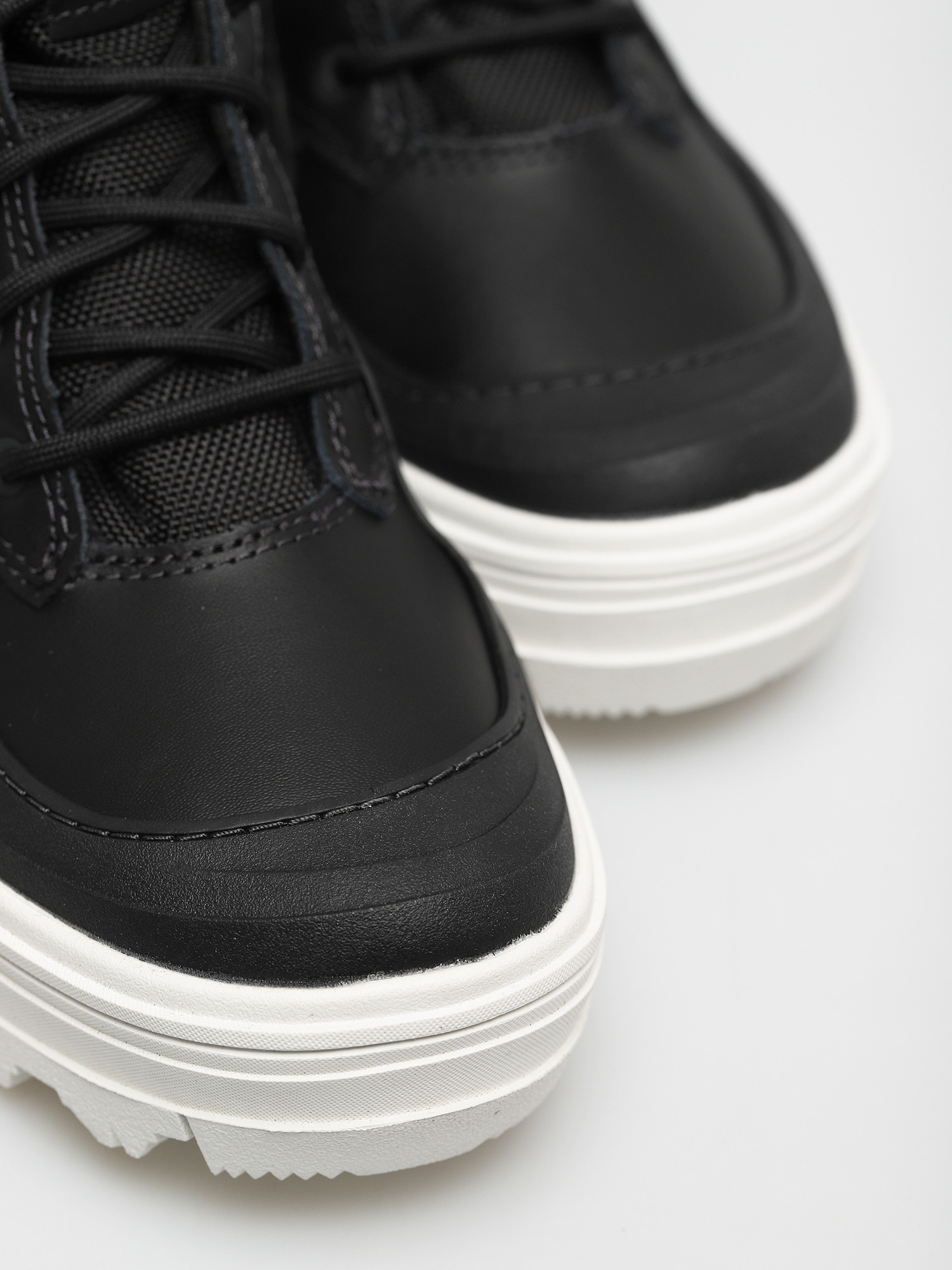 Reebok Club C Cleated Mid Cipők Wmn (nghblk/chalk/ftwwht)