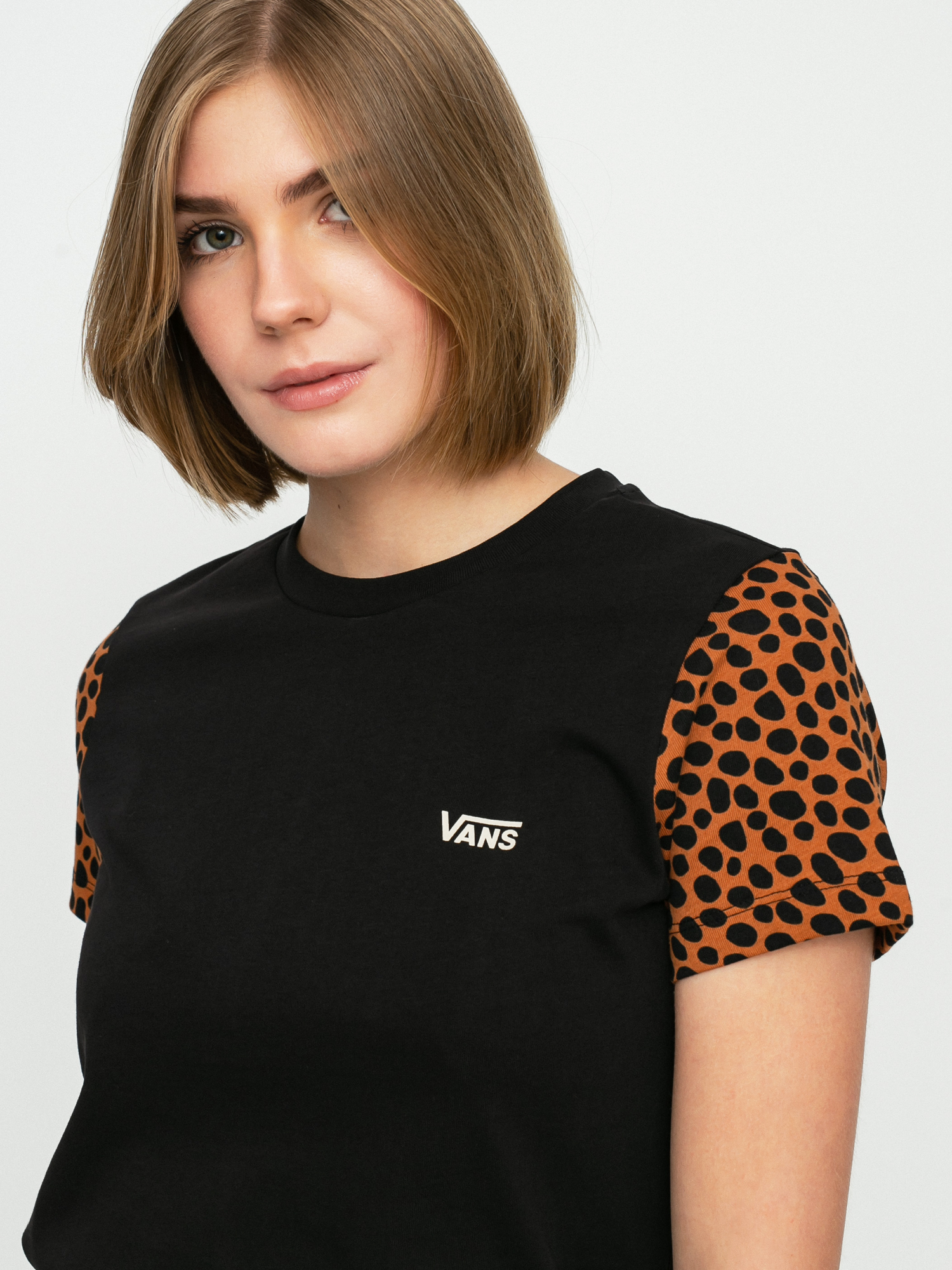 Vans Wild Colorblock póló Wmn (black/animal spot)