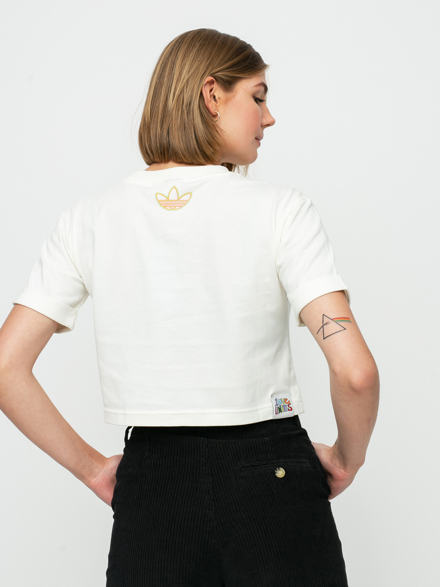 adidas Originals Love Unites Crop póló (owhite/multco)