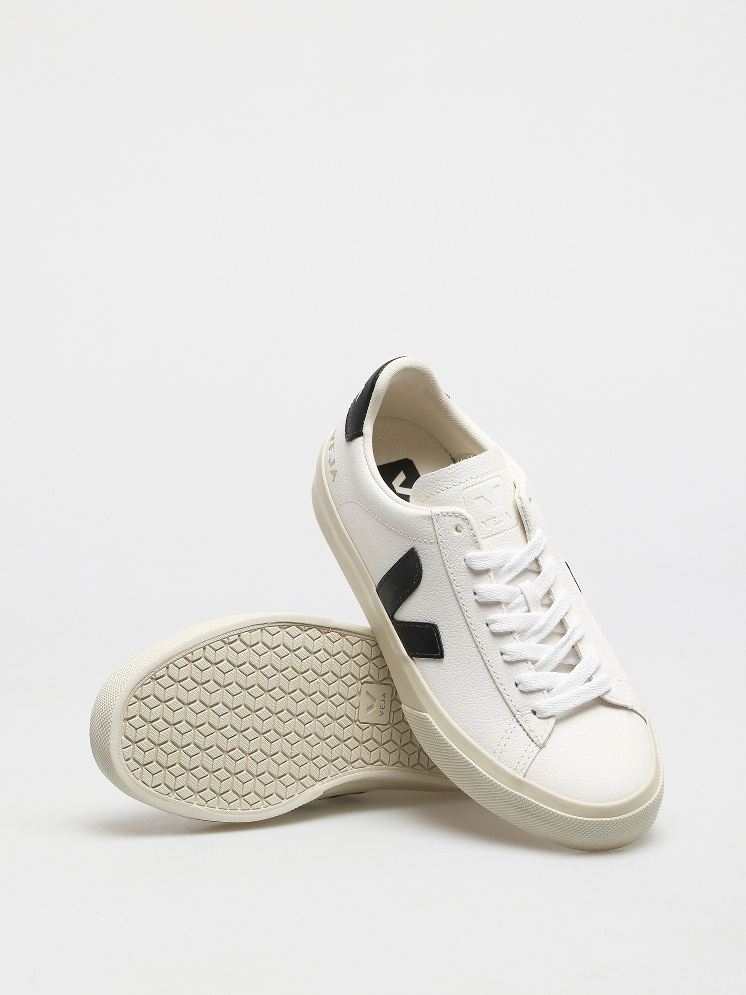 Veja Cipők Campo Wmn (chromefree leather white black)