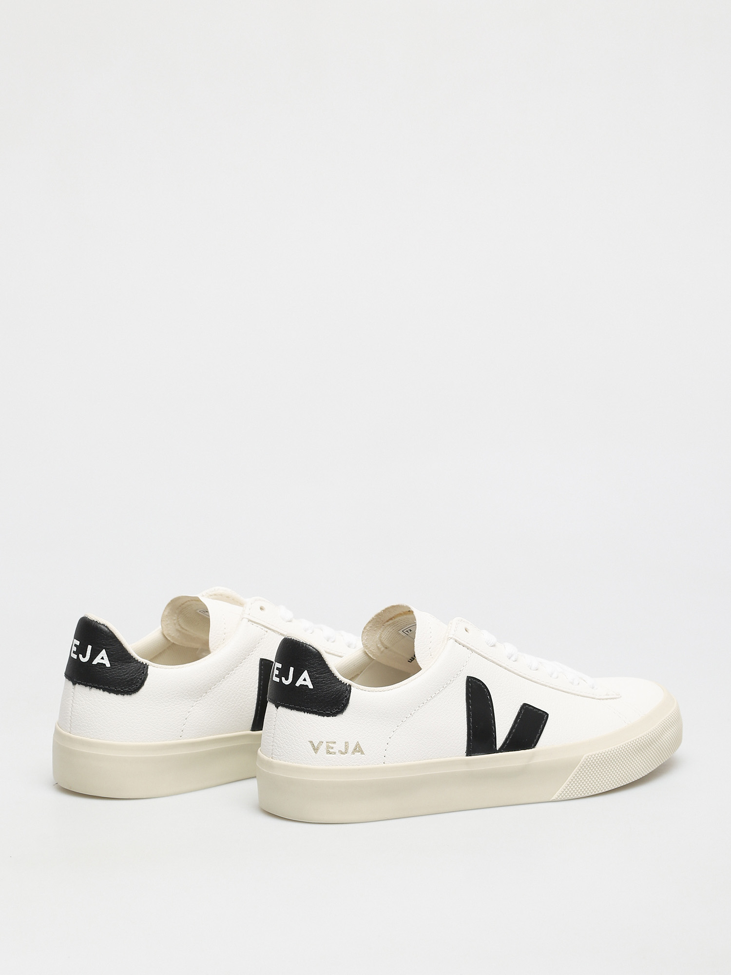 Veja Cipők Campo Wmn (chromefree leather white black)