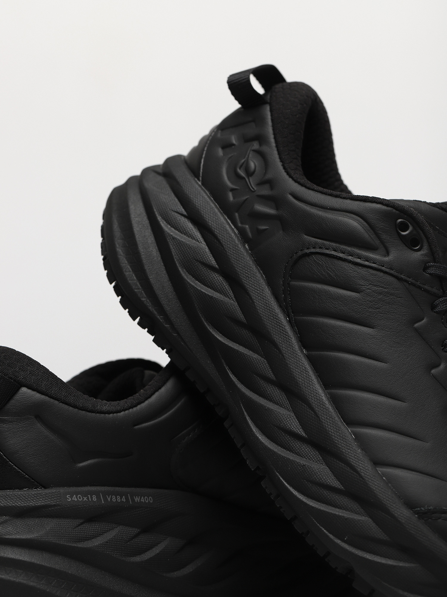 Hoka One One Bondi SR Cipők (black/black)