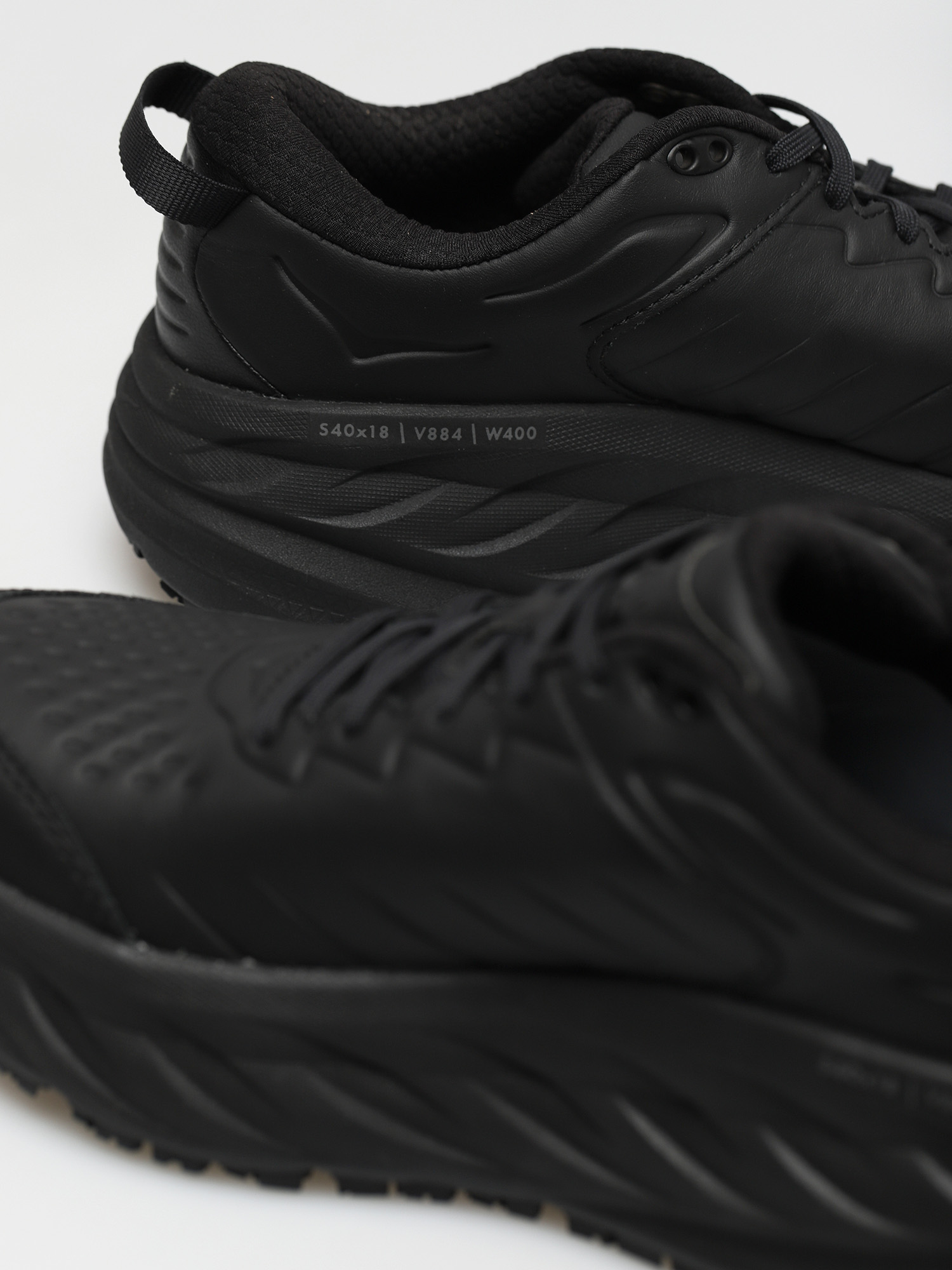 Hoka One One Bondi SR Cipők (black/black)