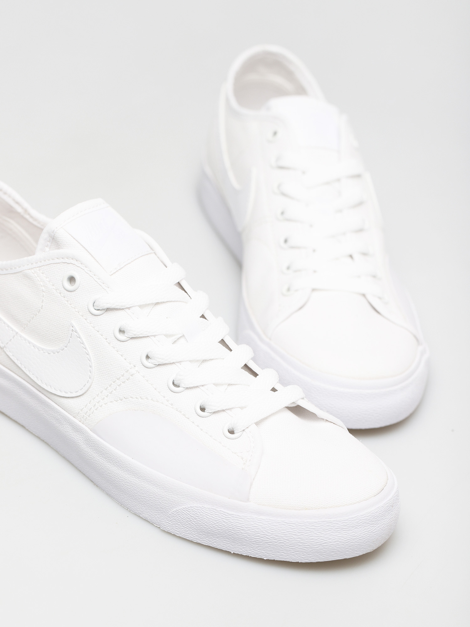 Nike SB Blazer Court Cipők (white/white white white)