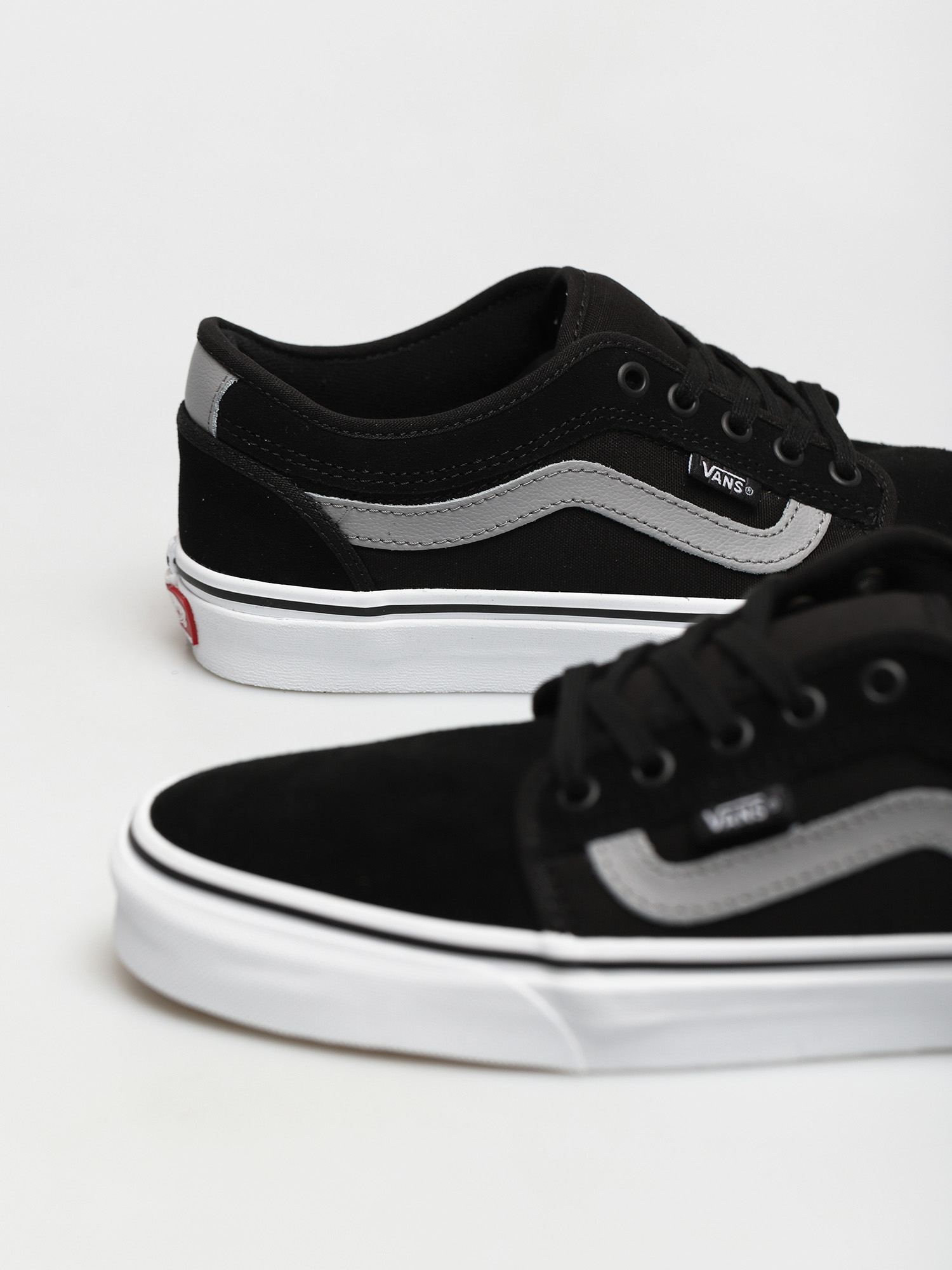 Vans Chukka Low Sidestripe Cipők (black/gray/white)