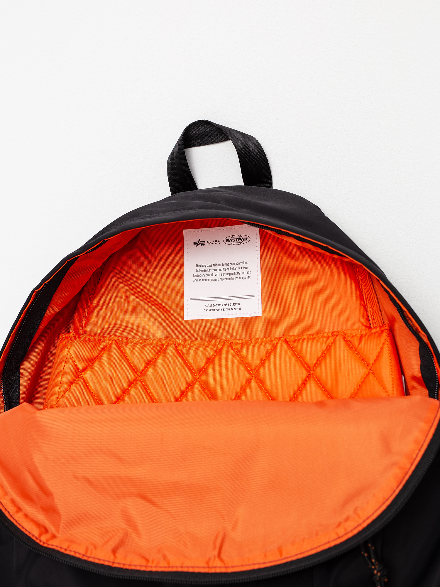 Eastpak x Alpha Industries Padded Pak R Hátizsák (alpha dark)