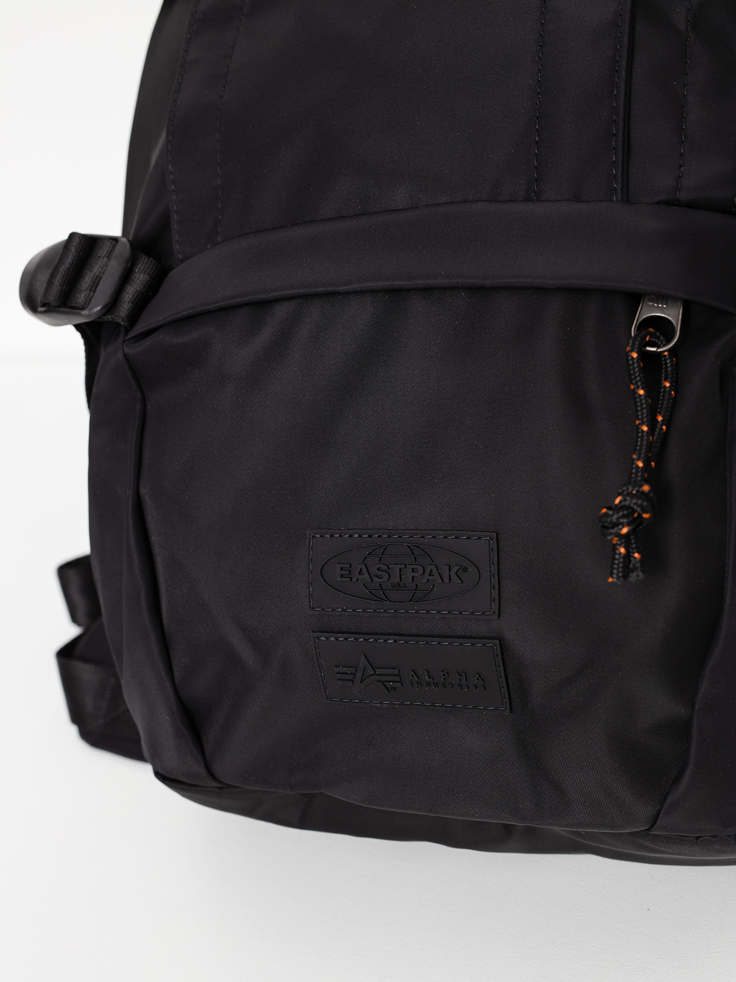 Eastpak x Alpha Industries Floid Hátizsák (alpha dark)