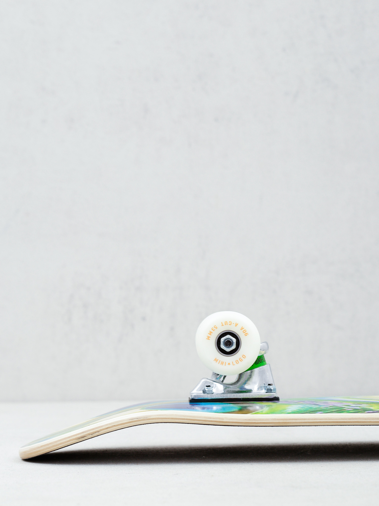 Minilogo Fin Fur & Feather 18 Komplett gördeszka (peacock feather)