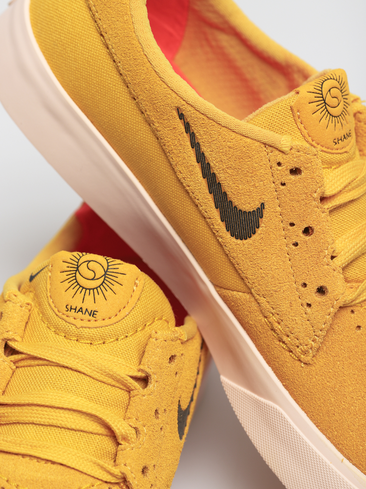 Nike SB Shane T Cipők (pollen/black pink blast)