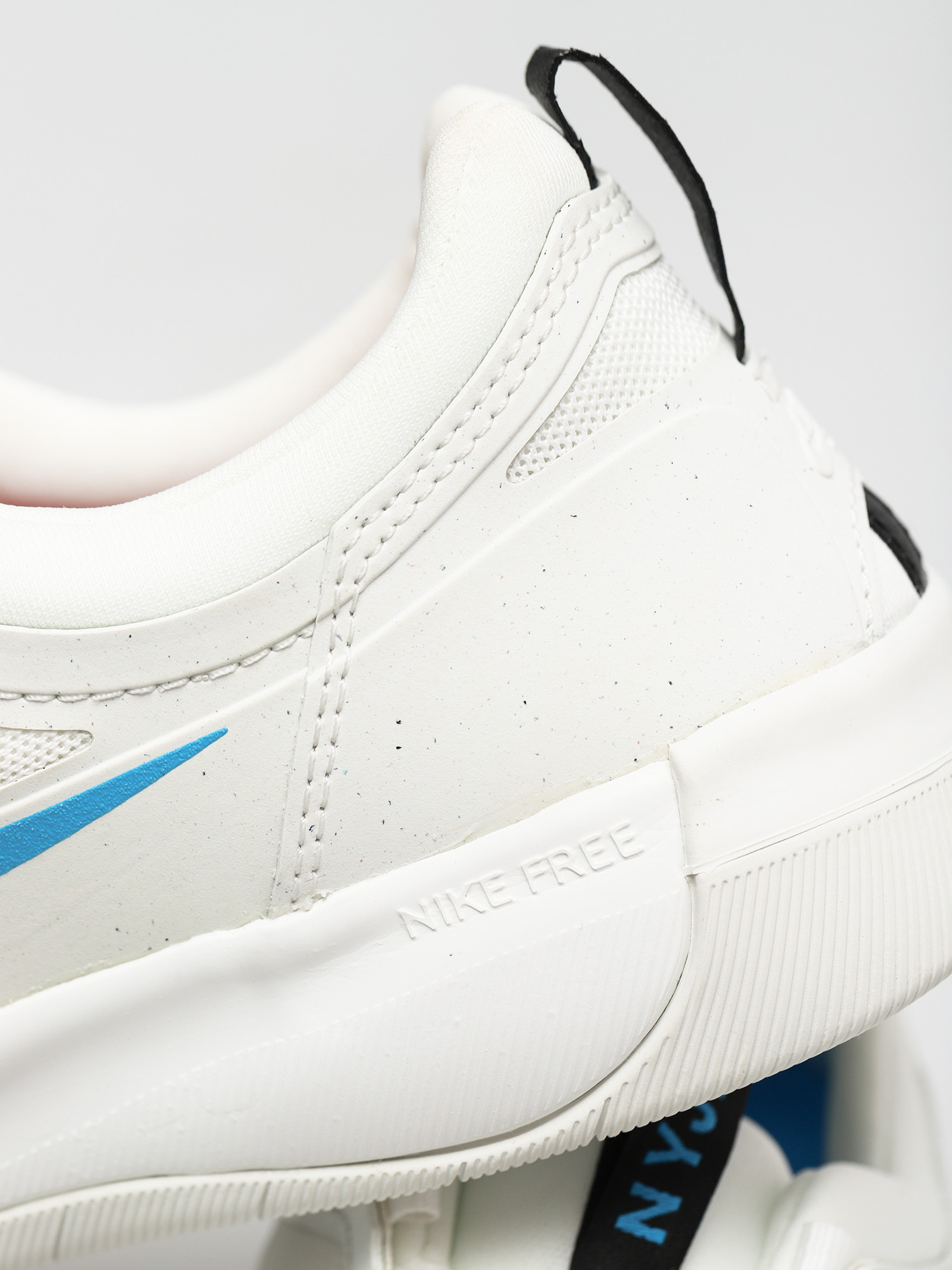 Nike SB Nyjah Free 2 Cipők (summit white/blue hero chile red black)