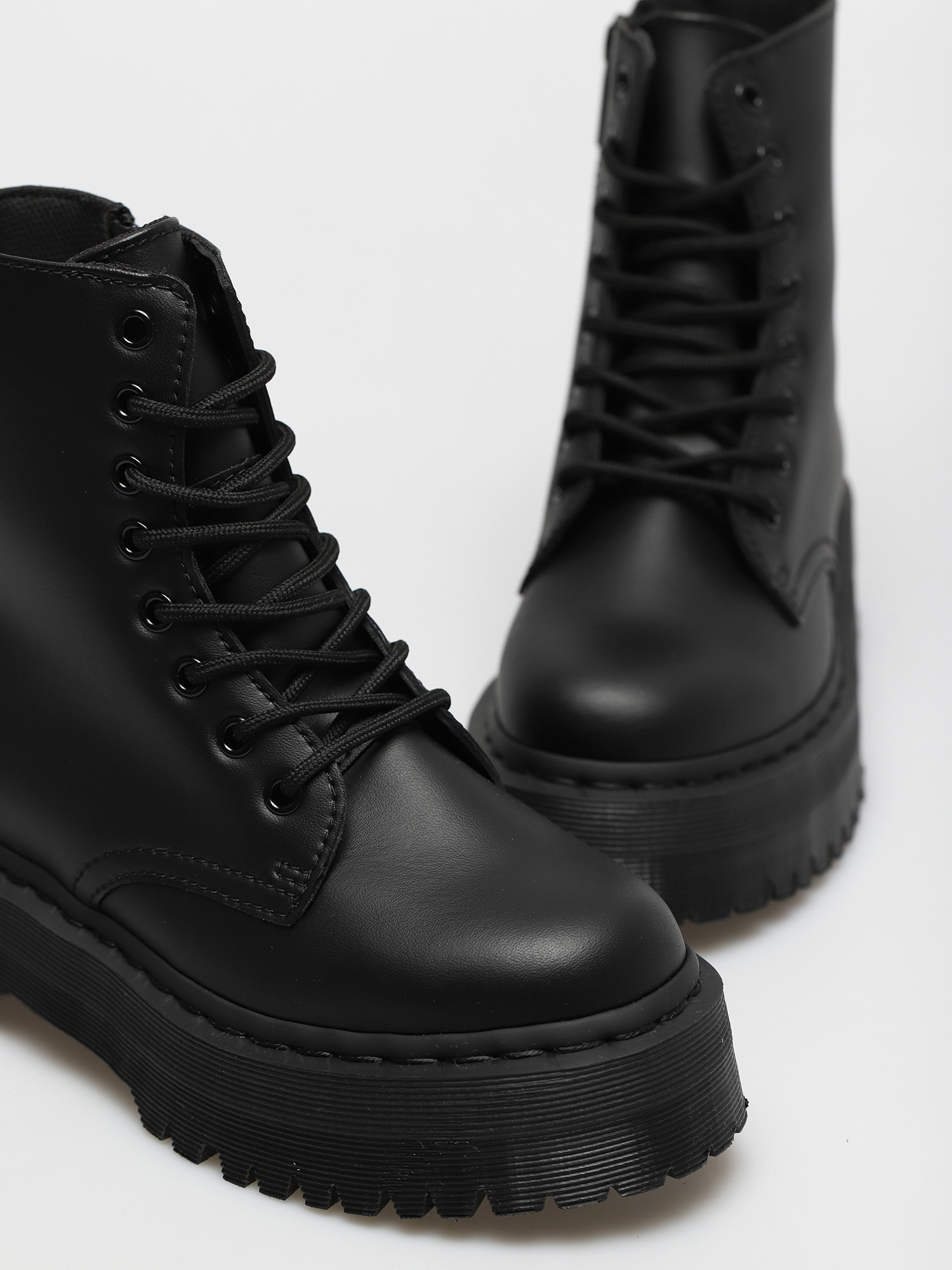 Dr. Martens Vegan Jadon II Mono Cipők Wmn (felix rub off black)