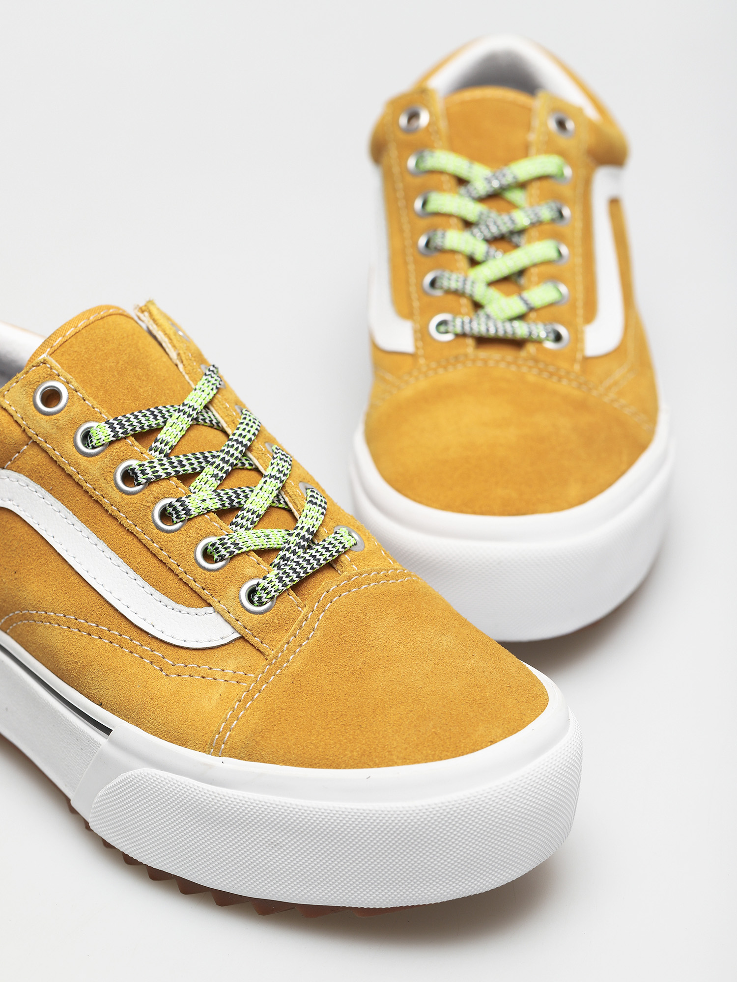 Vans Old Skool Stacked Cipők (multi lace/gldnylw/trwht)