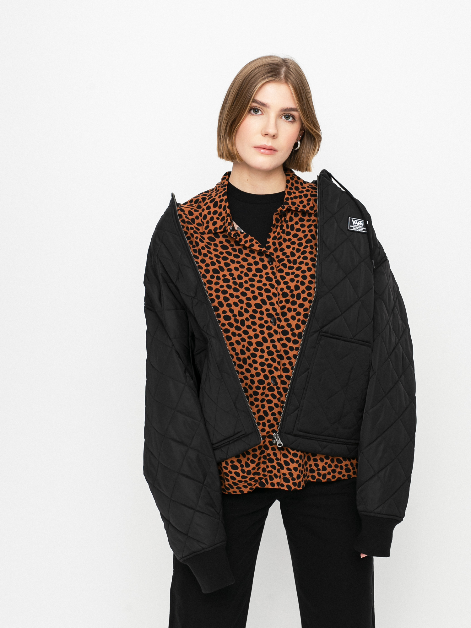Vans Boom Boom 66 Hood Bomber Dzseki Wmn (black)