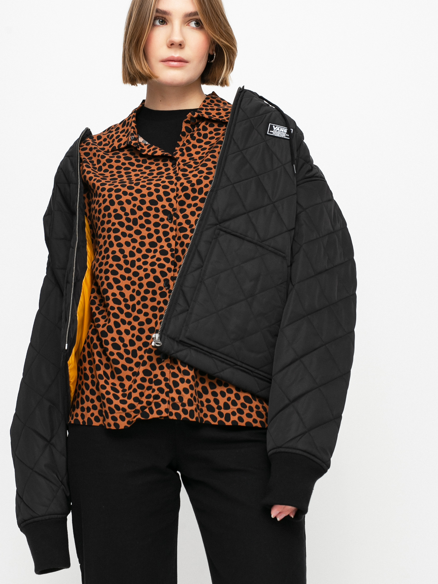 Vans Boom Boom 66 Hood Bomber Dzseki Wmn (black)