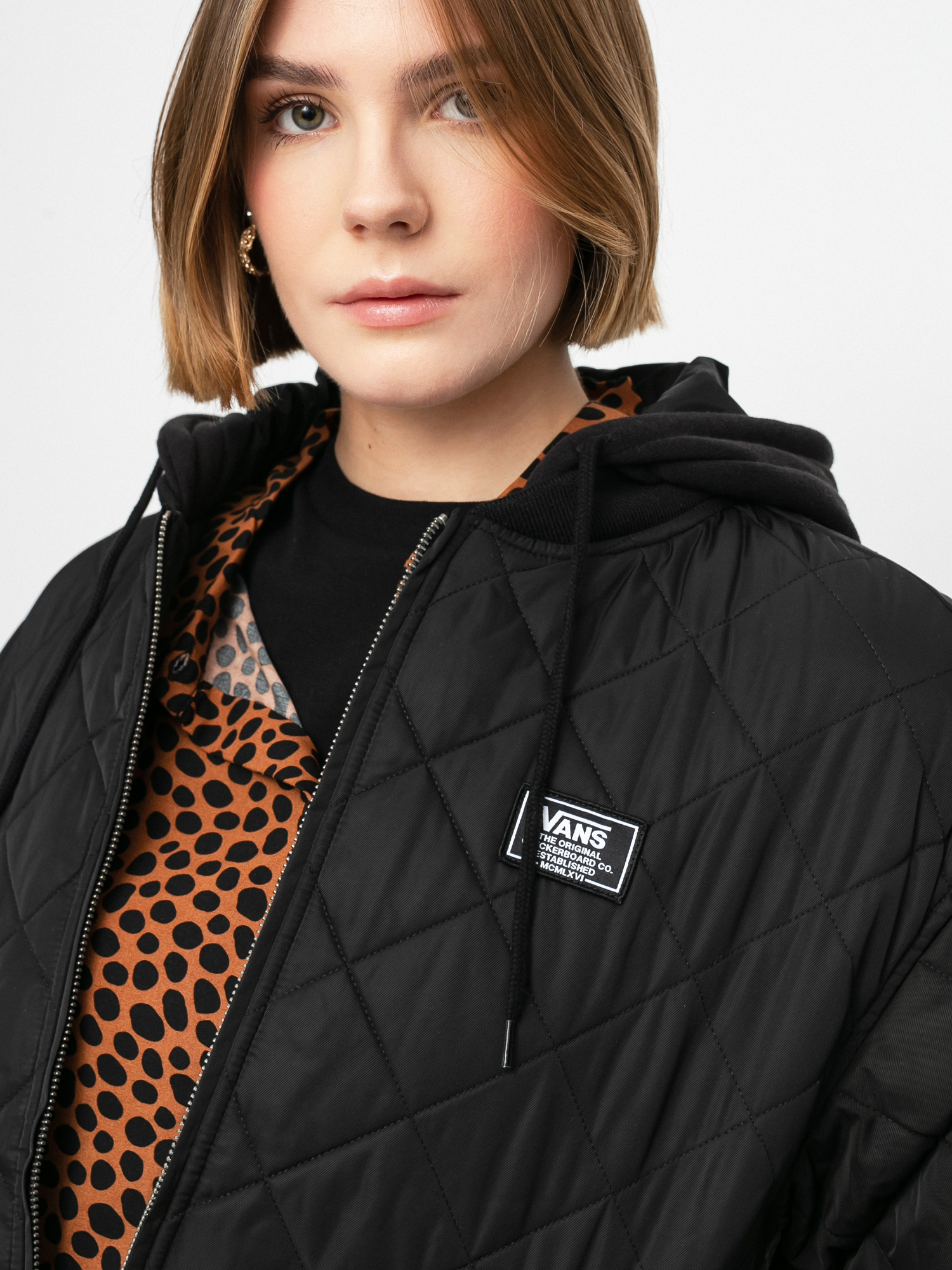 Vans Boom Boom 66 Hood Bomber Dzseki Wmn (black)