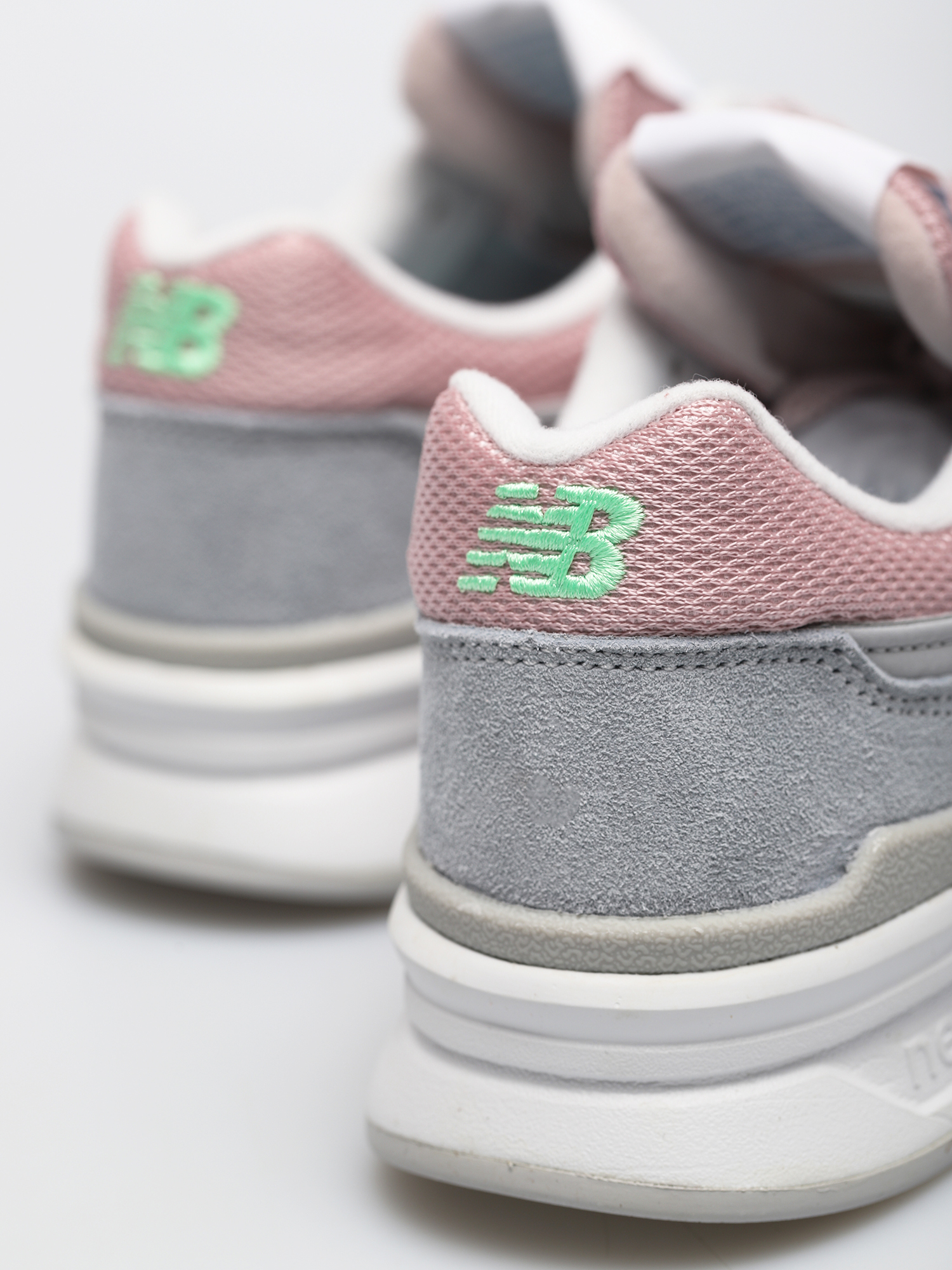 New Balance 997 Cipők Wmn (purple/grey)