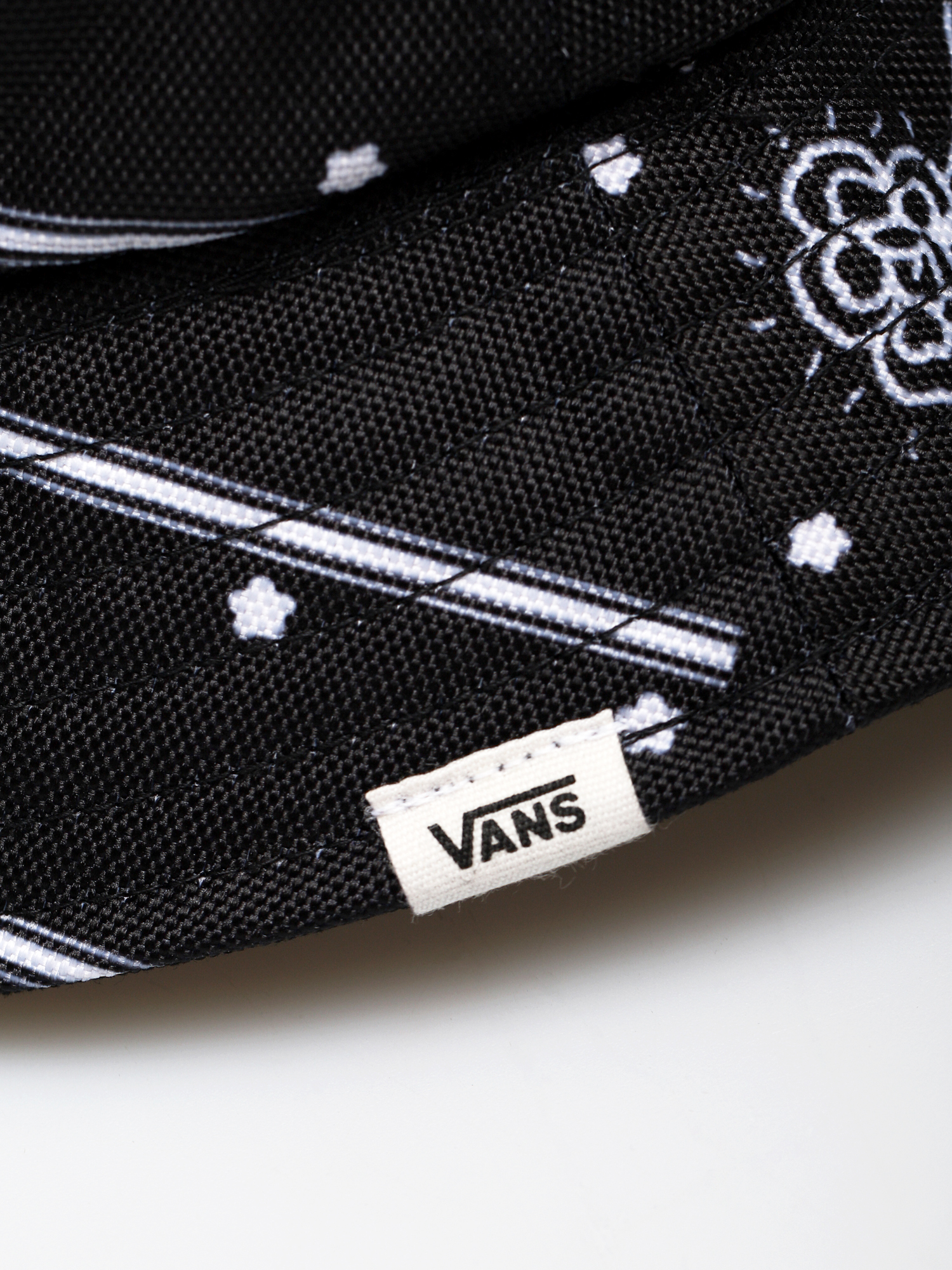 Vans Delux Hankley Kalap Wmn (bandana)