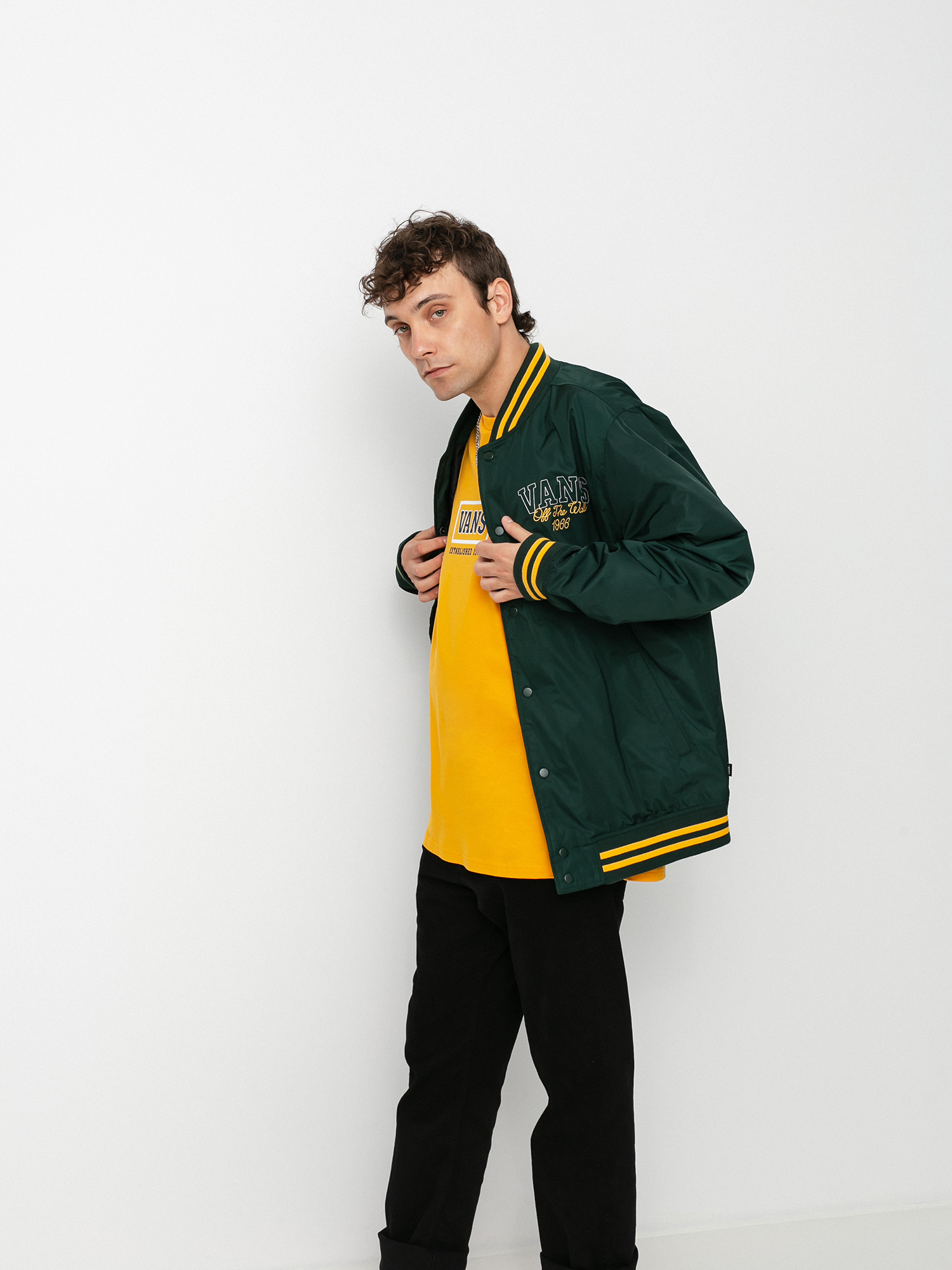 Vans 66 Champs Varsity Dzseki (scarab)