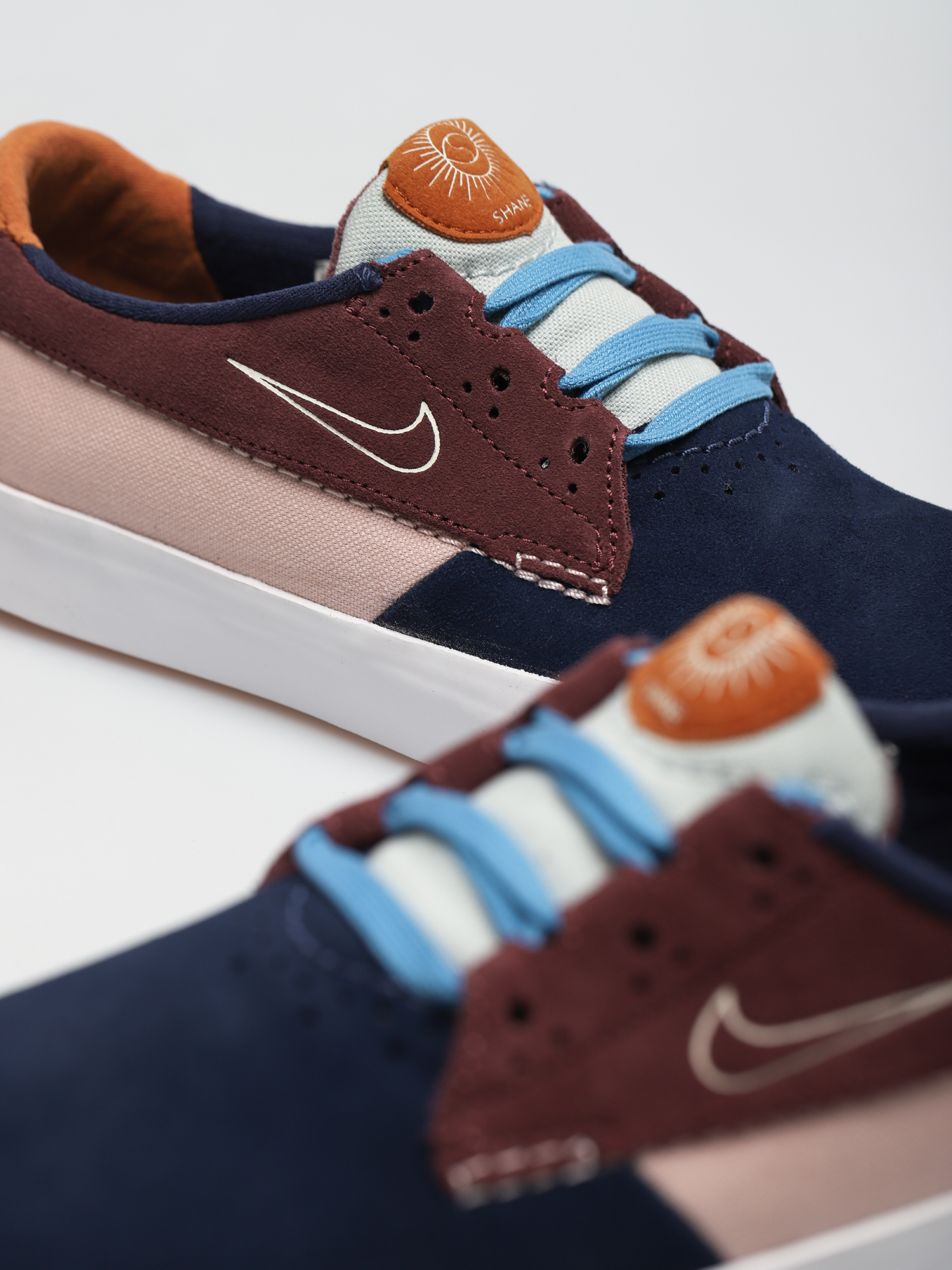 Nike SB Shane Cipők (midnight navy/sail dark wine pink oxford)