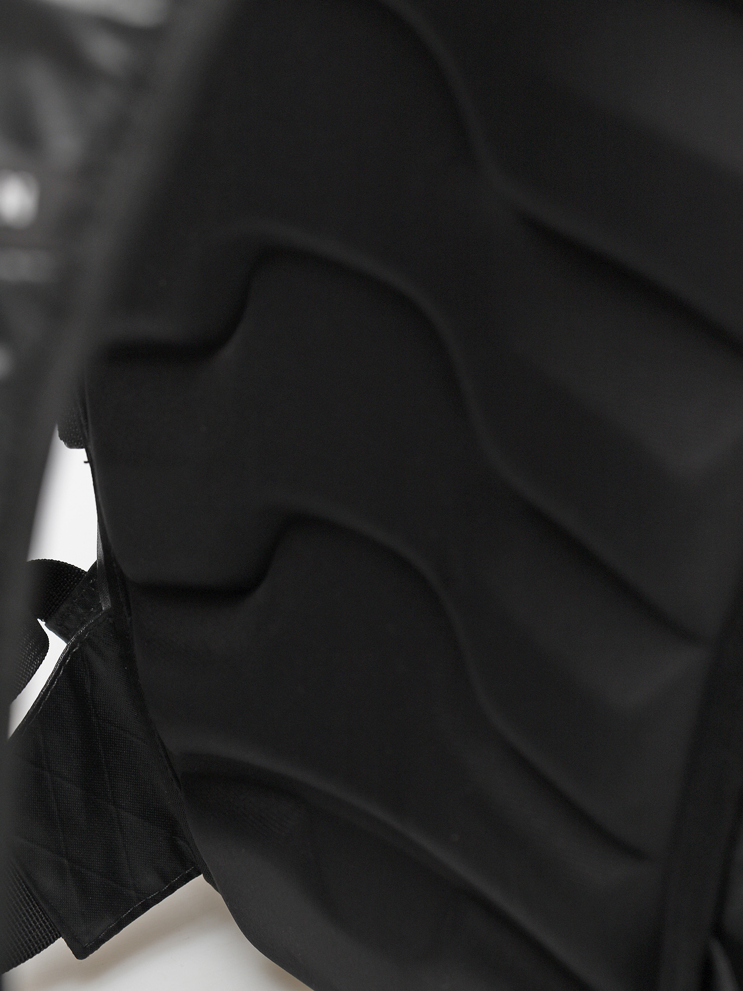 Burton AK Japan Jet Pack 18L Hátizsák (black x-pac)