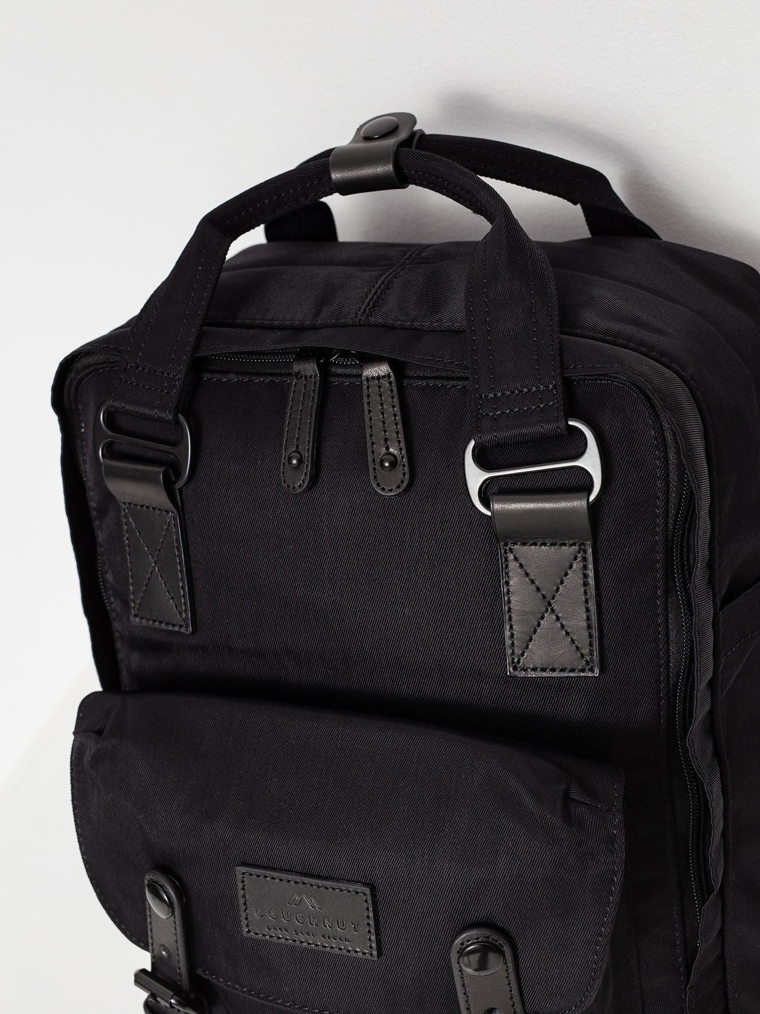 Doughnut Macaroon Black Series Hátizsák (black series)